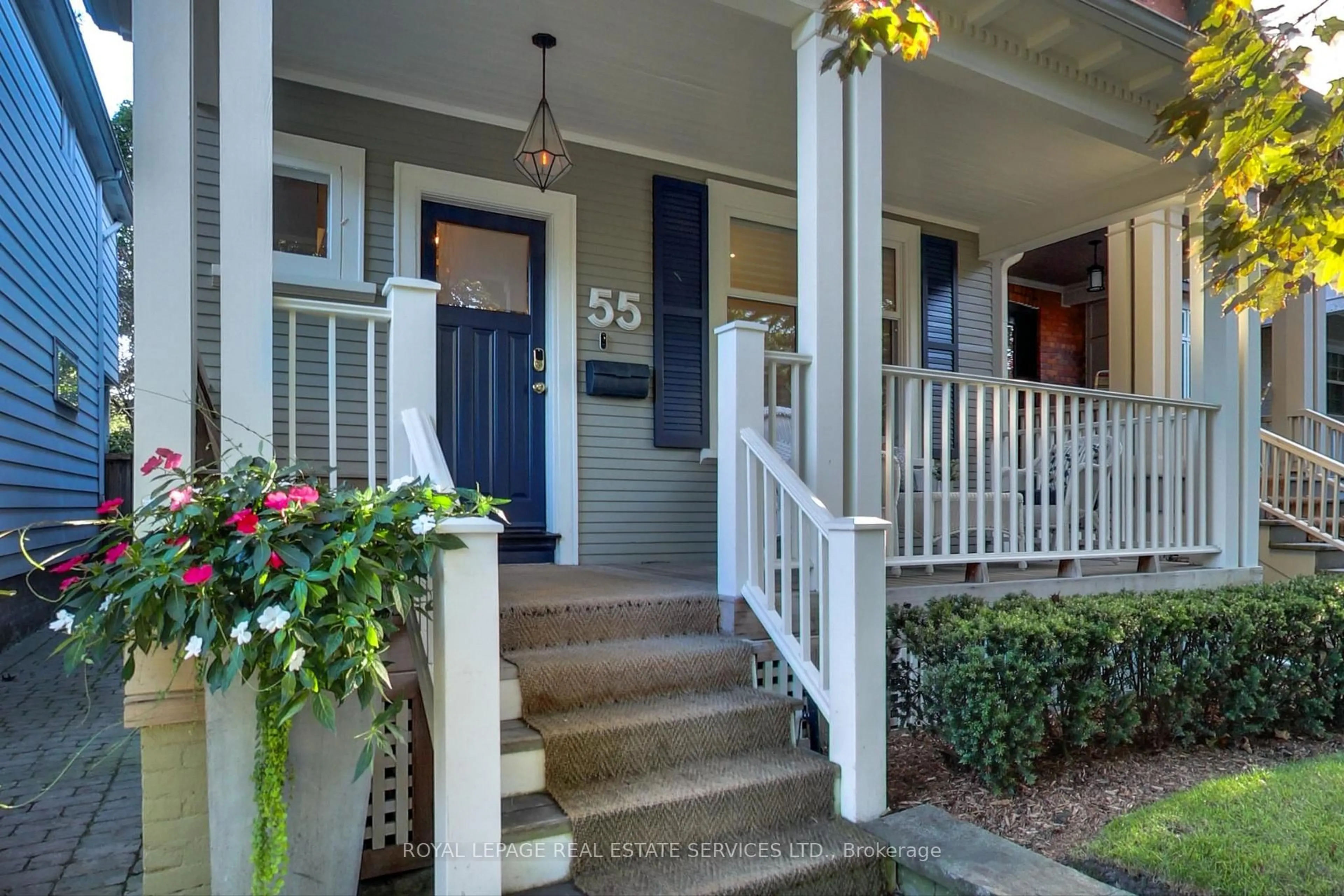 Indoor entryway for 55 Walmsley Blvd, Toronto Ontario M4V 1X7