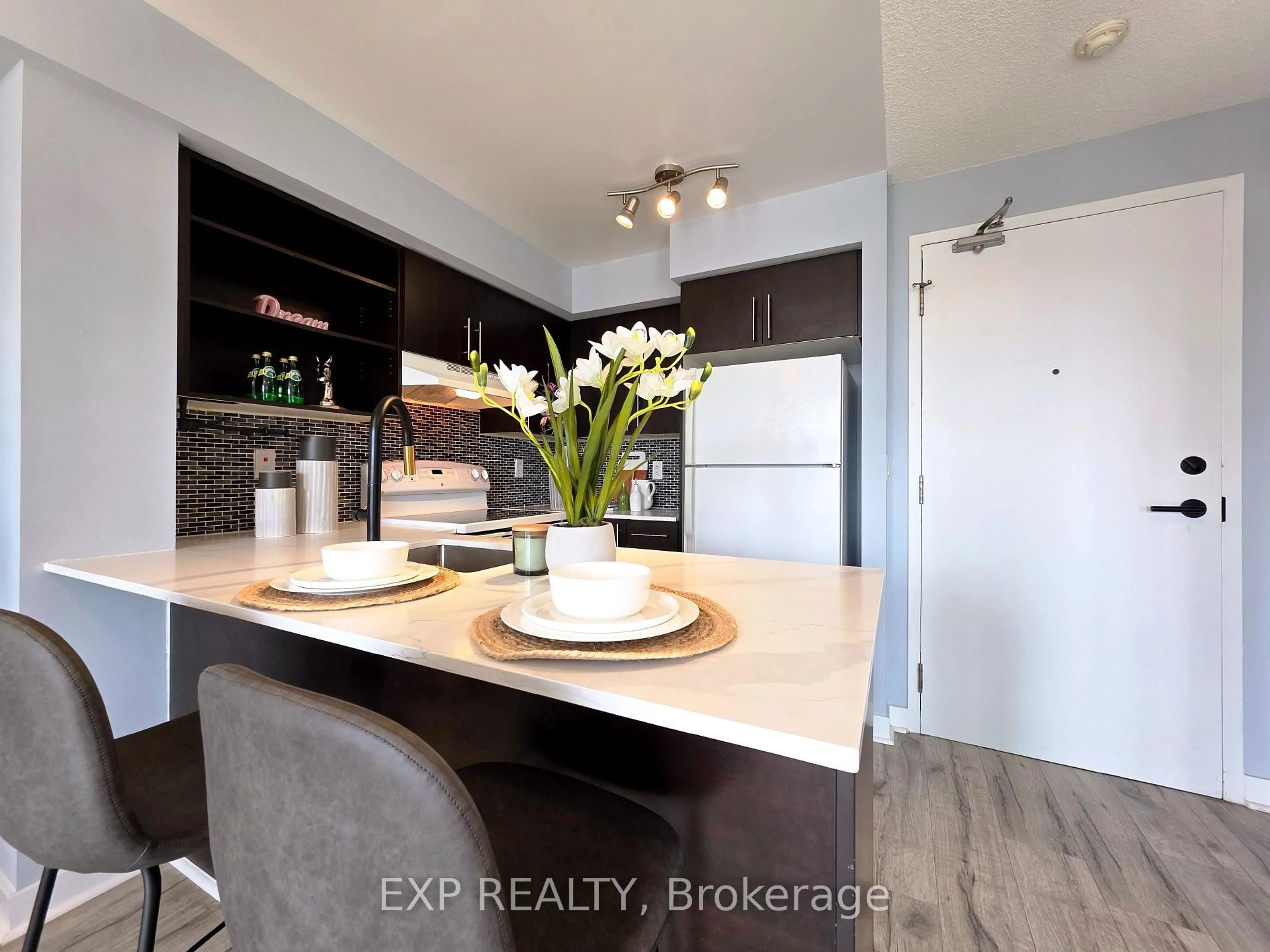 Open concept kitchen, unknown for 120 Dallimore Circ #723, Toronto Ontario M3C 4J1
