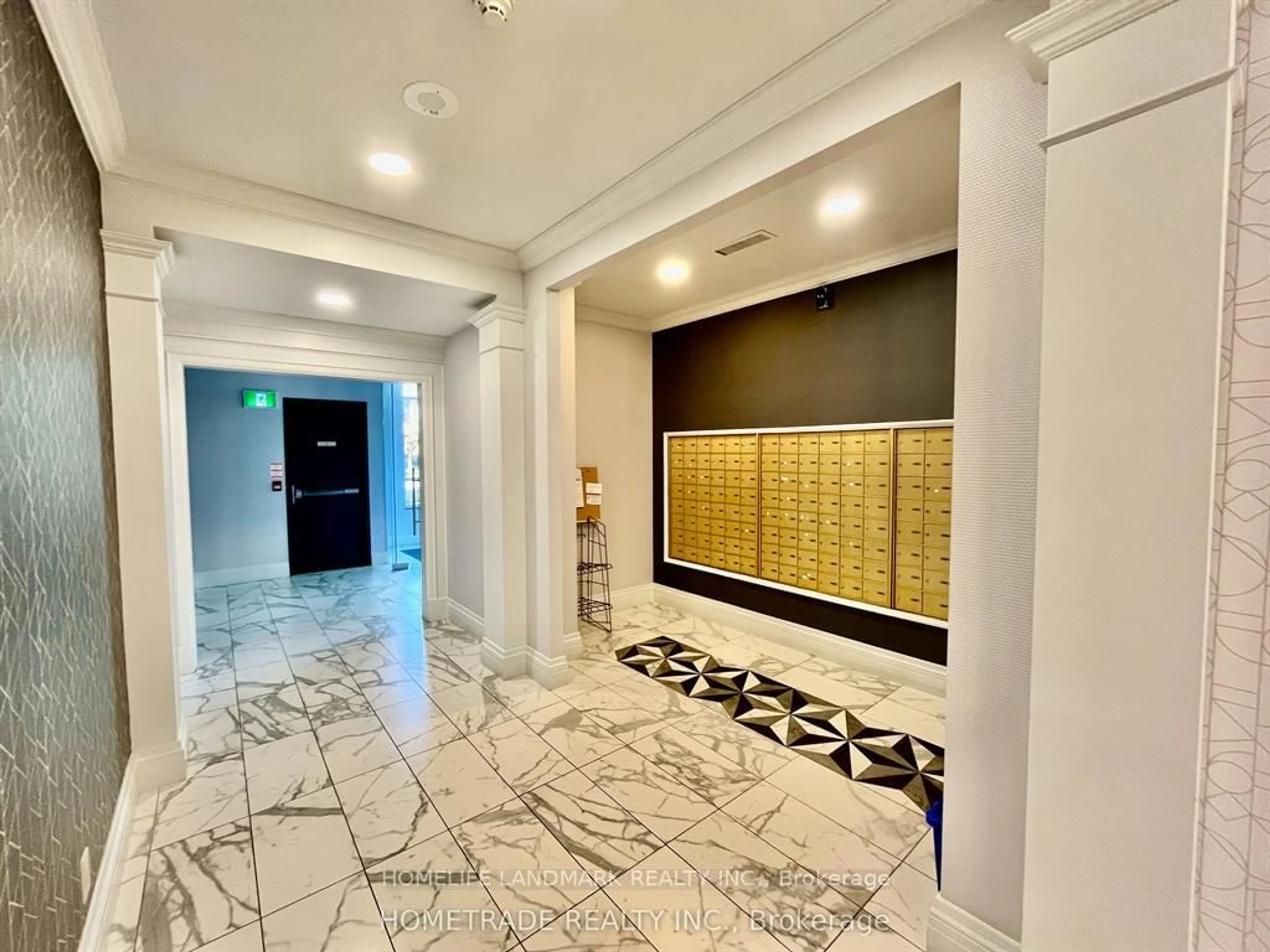 Indoor foyer for 28 Byng Ave #510, Toronto Ontario M2N 7H4