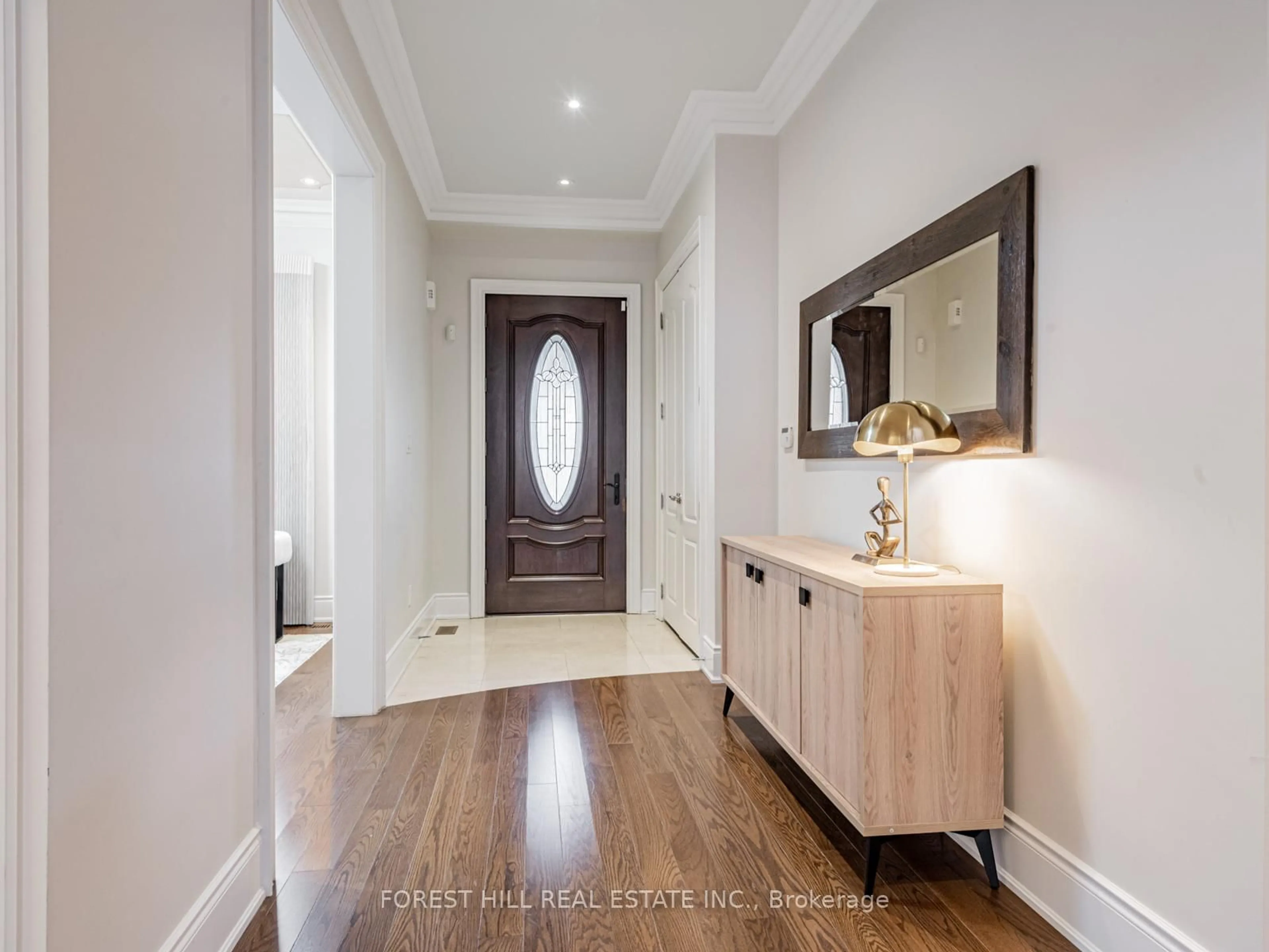 Indoor entryway for 6 Terrace Ave, Toronto Ontario M2R 1E9