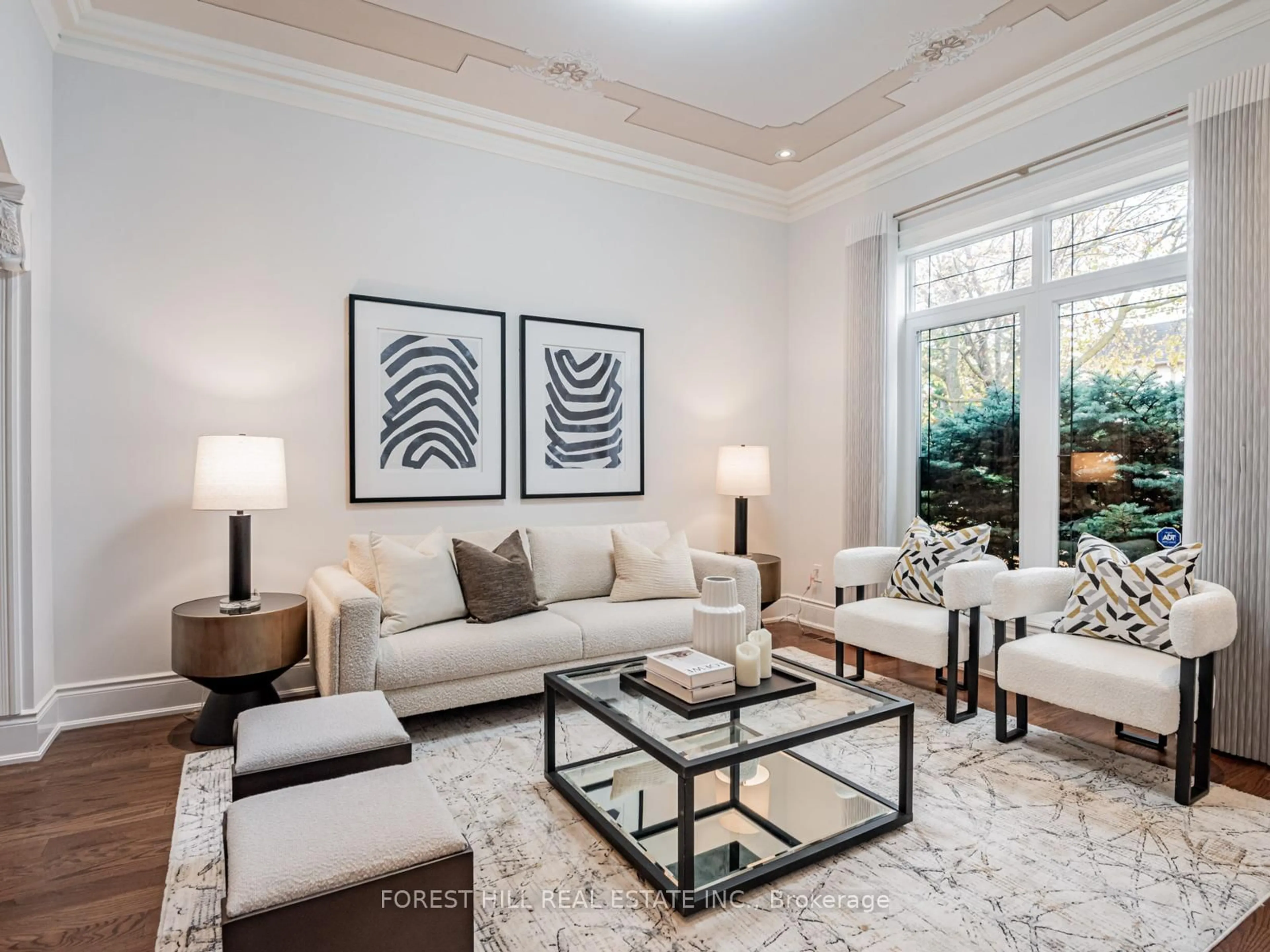 Living room with furniture, unknown for 6 Terrace Ave, Toronto Ontario M2R 1E9