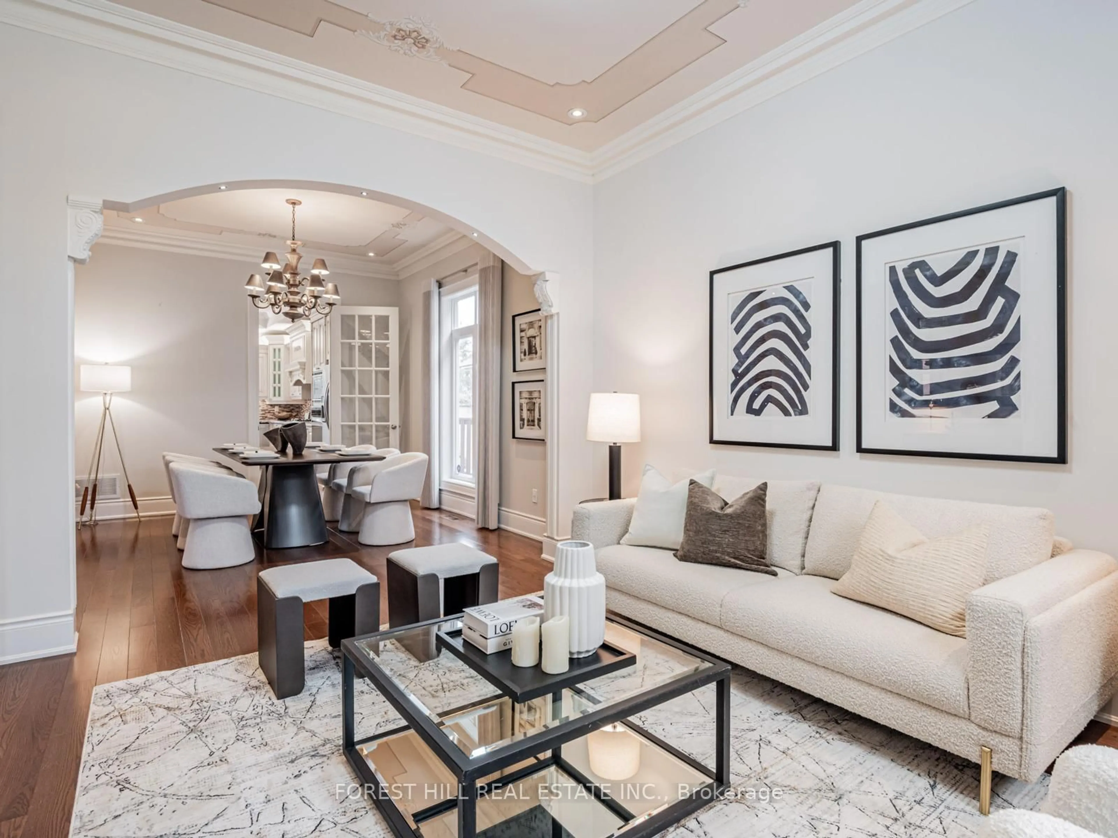 Living room with furniture, unknown for 6 Terrace Ave, Toronto Ontario M2R 1E9