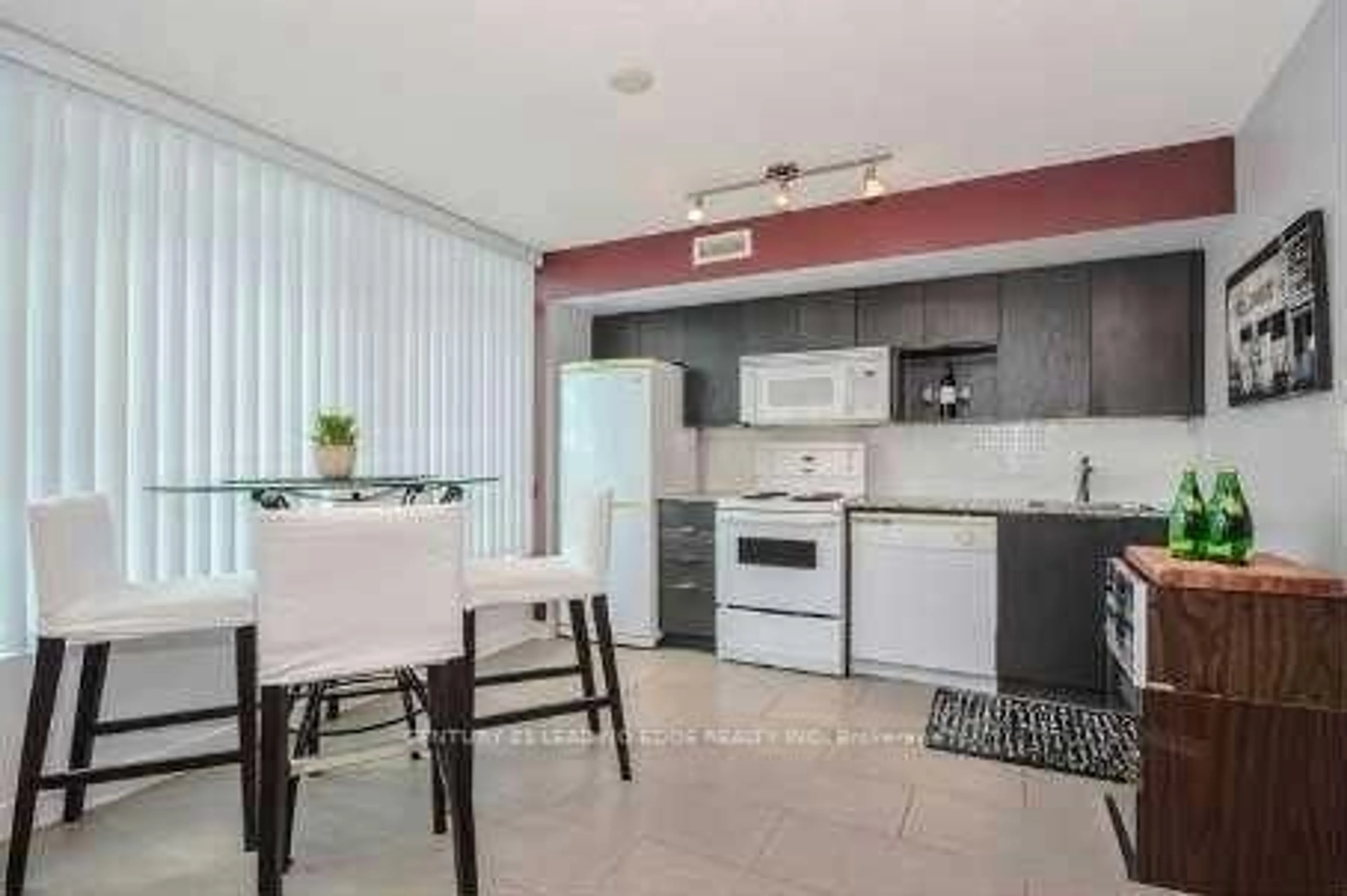 Unknown for 15 Brunel Crt #312, Toronto Ontario M5V 3Y6