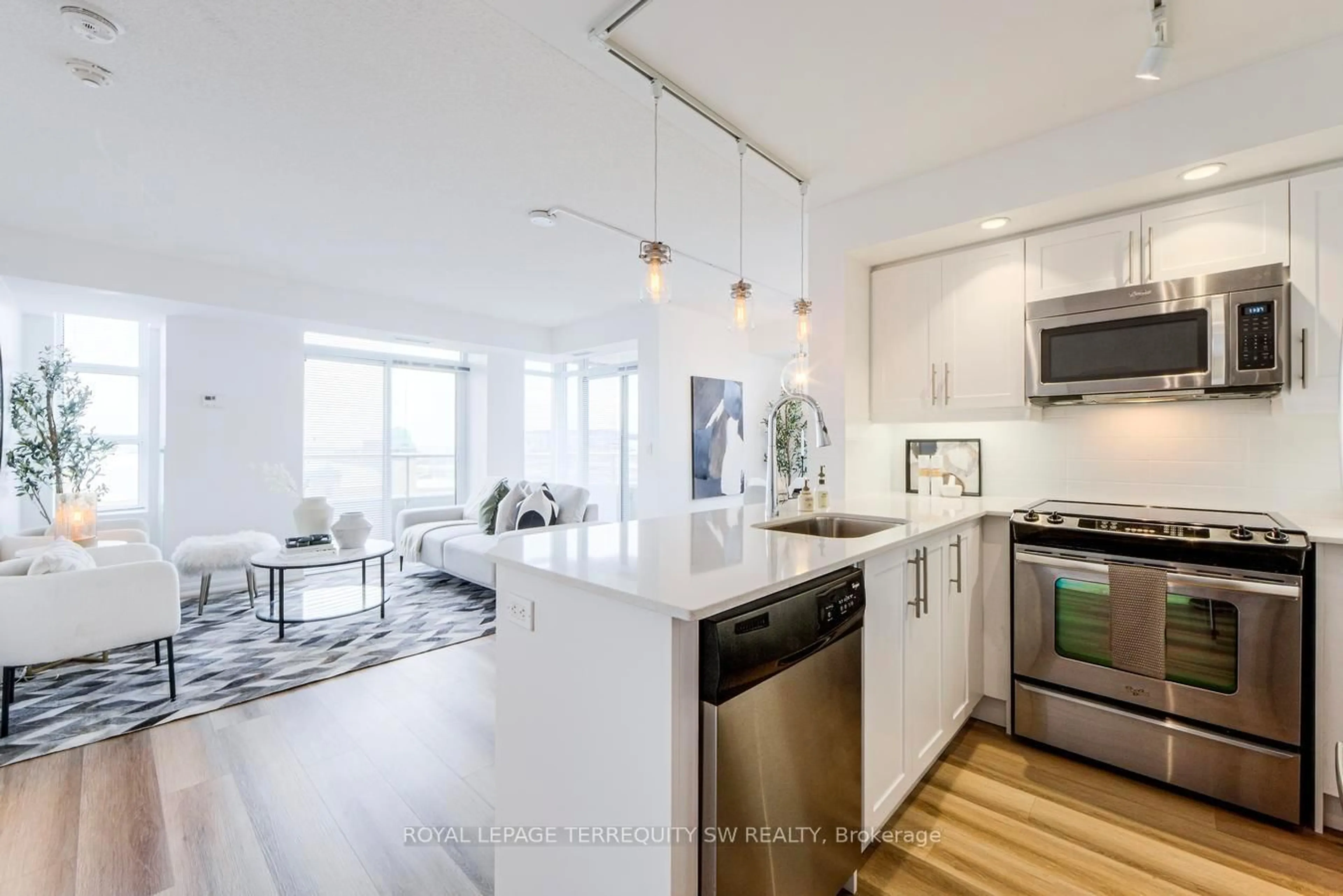 Open concept kitchen, unknown for 85 East Liberty St #904, Toronto Ontario M6K 3R4