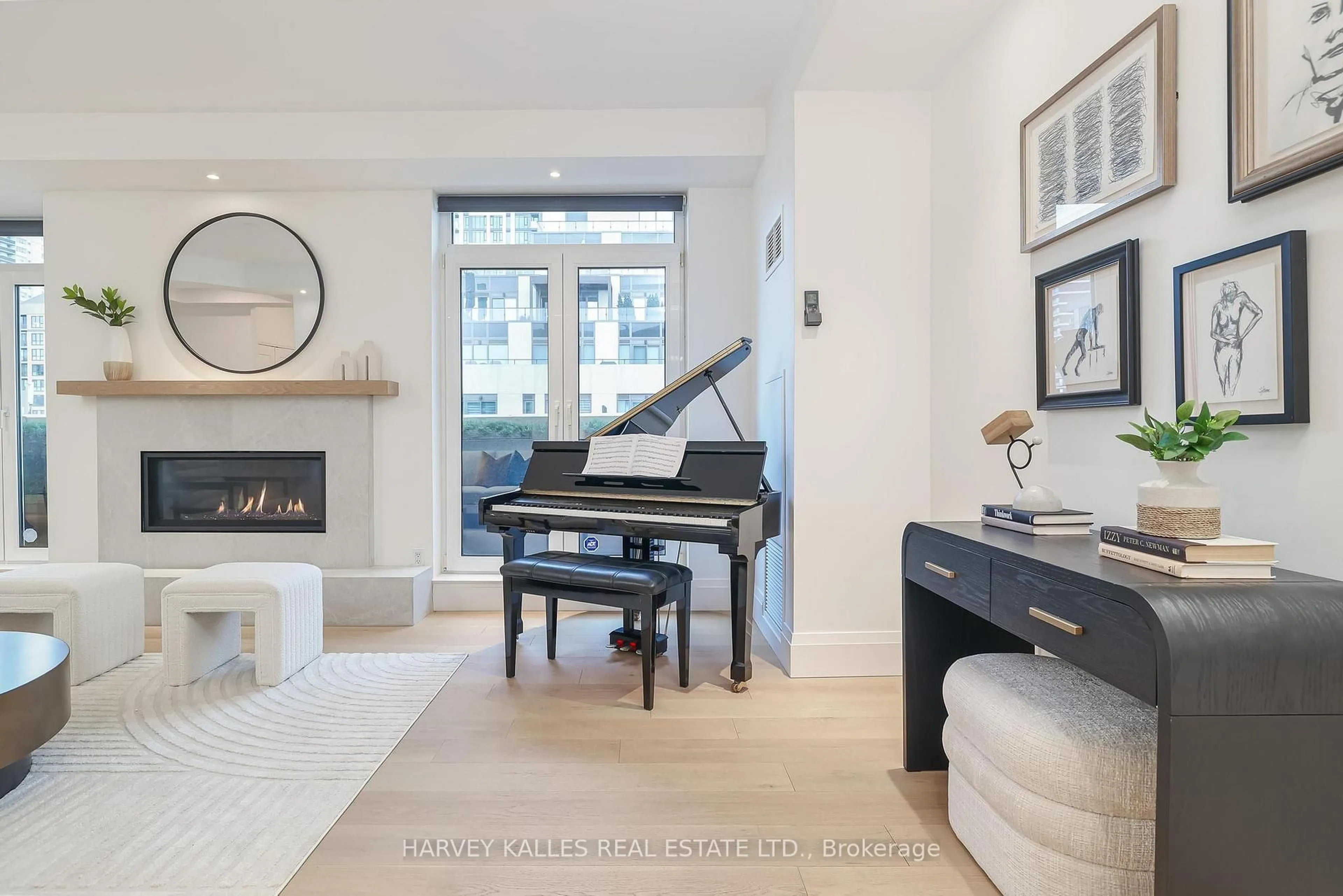 Living room with furniture, unknown for 1 Balmoral Ave #804, Toronto Ontario M4V 3B9