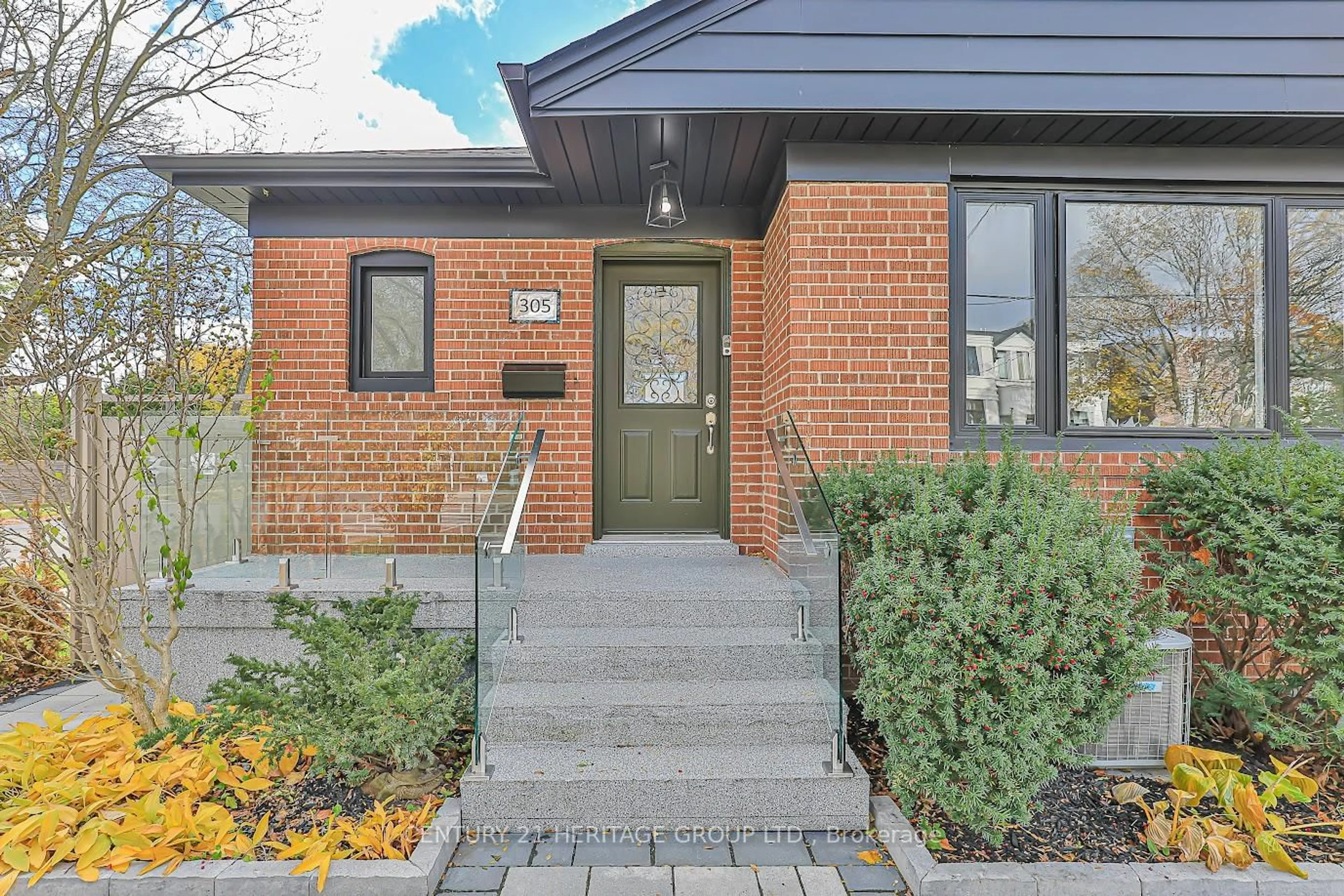 Home with brick exterior material, street for 305 Connaught Ave, Toronto Ontario M2R 2M1