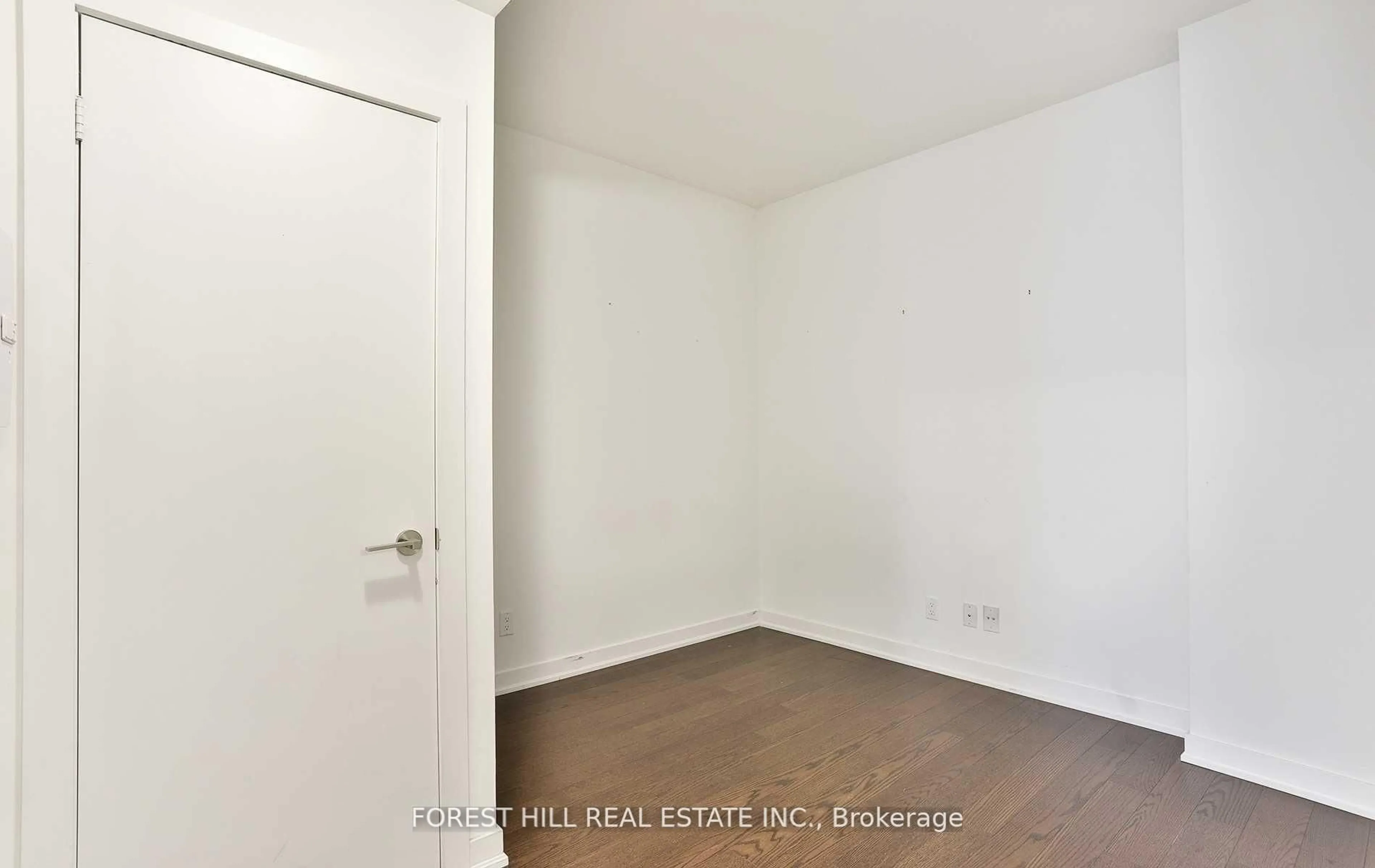 A pic of a room for 199 Richmond St #318, Toronto Ontario M5V 0H4