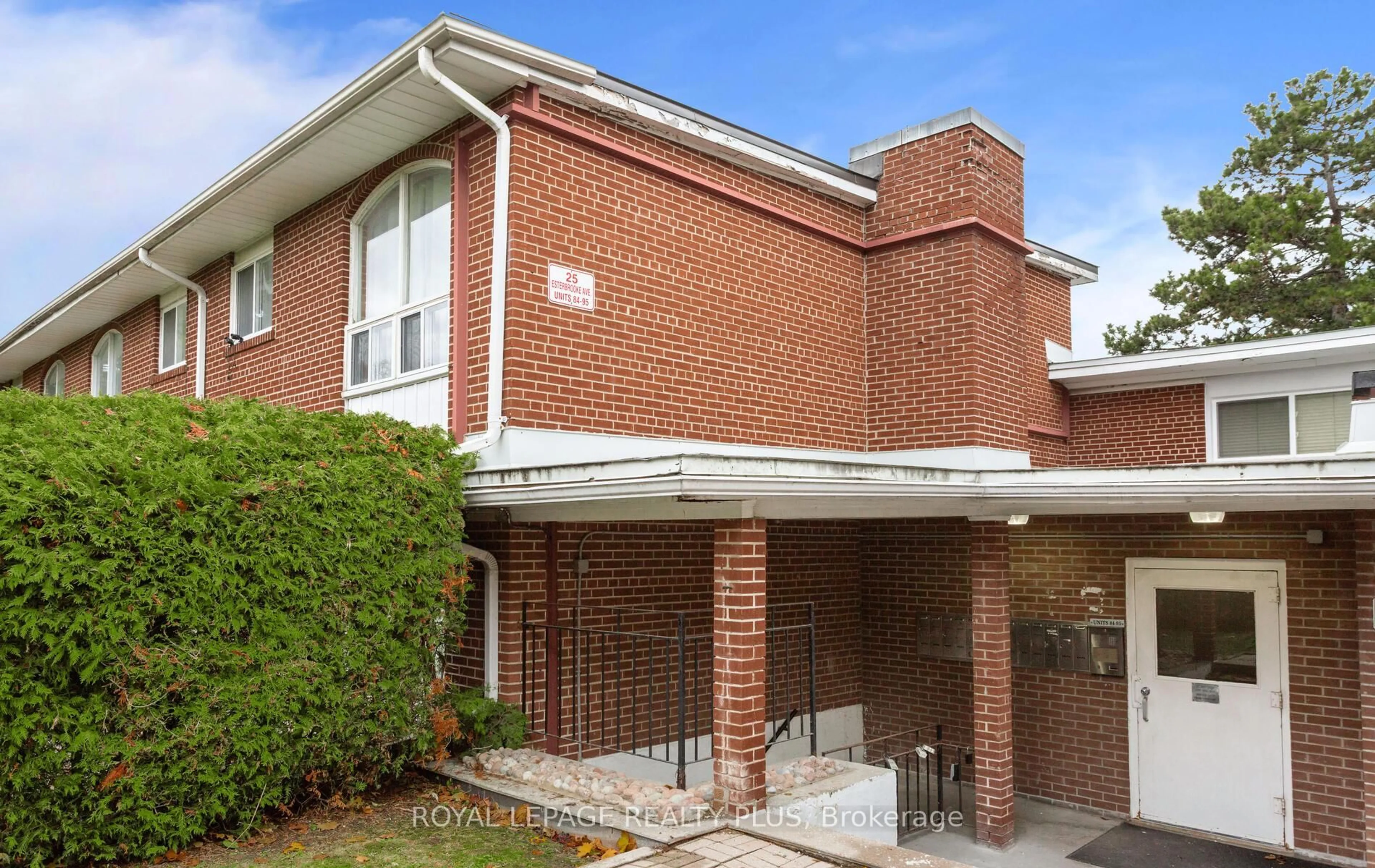 Home with brick exterior material, building for 25 Esterbrooke Ave #91, Toronto Ontario M2J 2C5