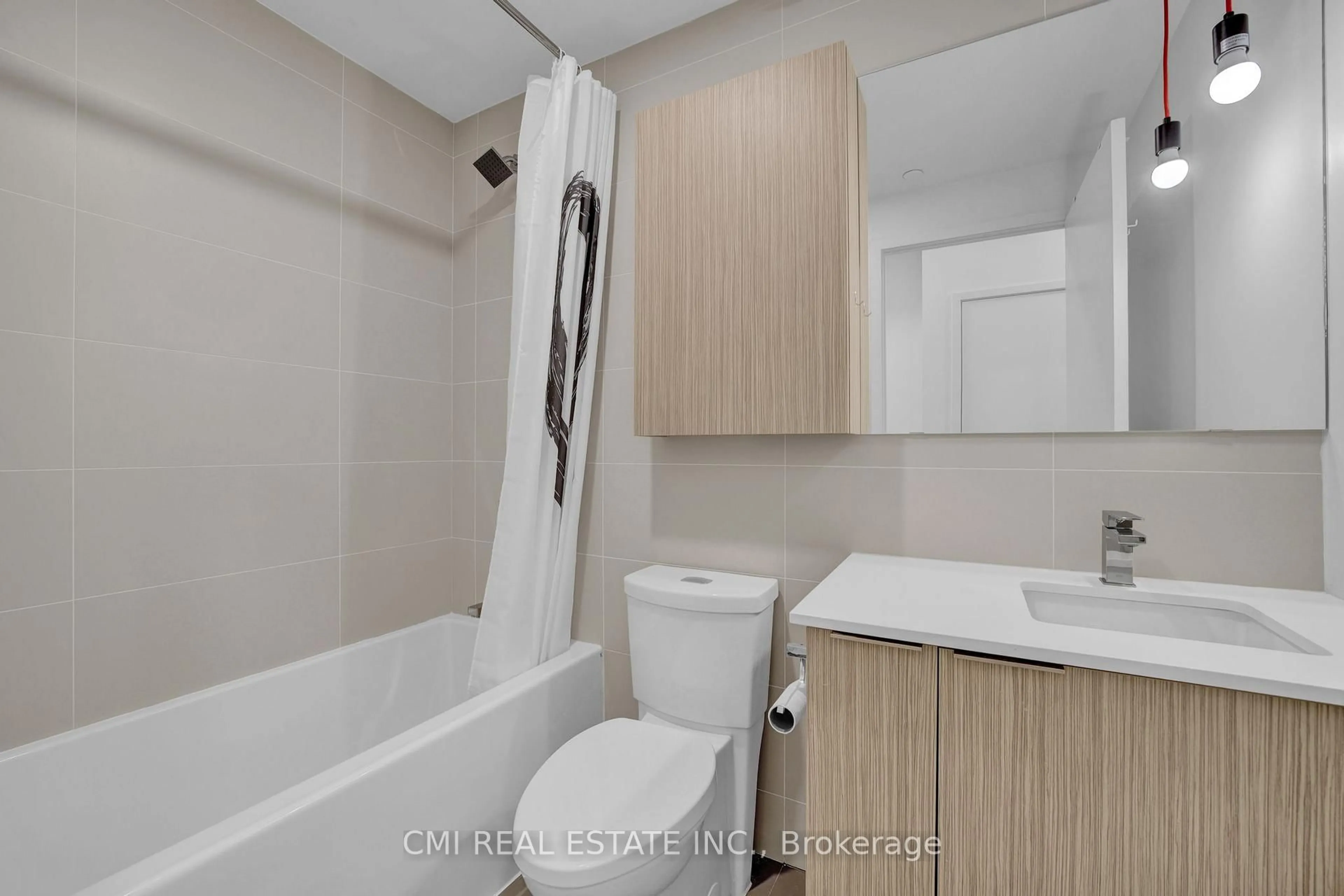 Standard bathroom, unknown for 10 Deerlick Crt #810, Toronto Ontario M3A 0A7