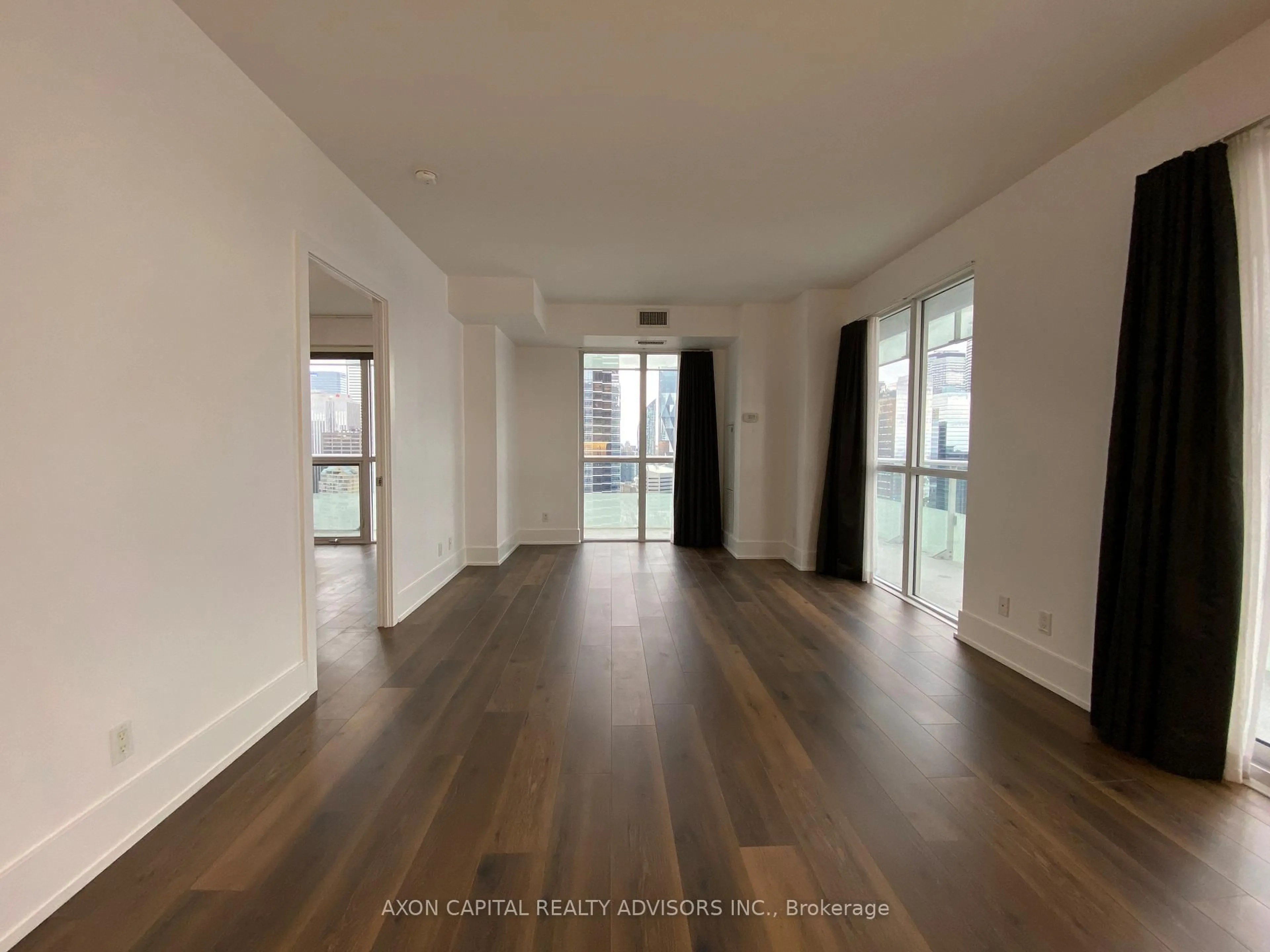 A pic of a room for 300 Front St #3211, Toronto Ontario M5V 0E9