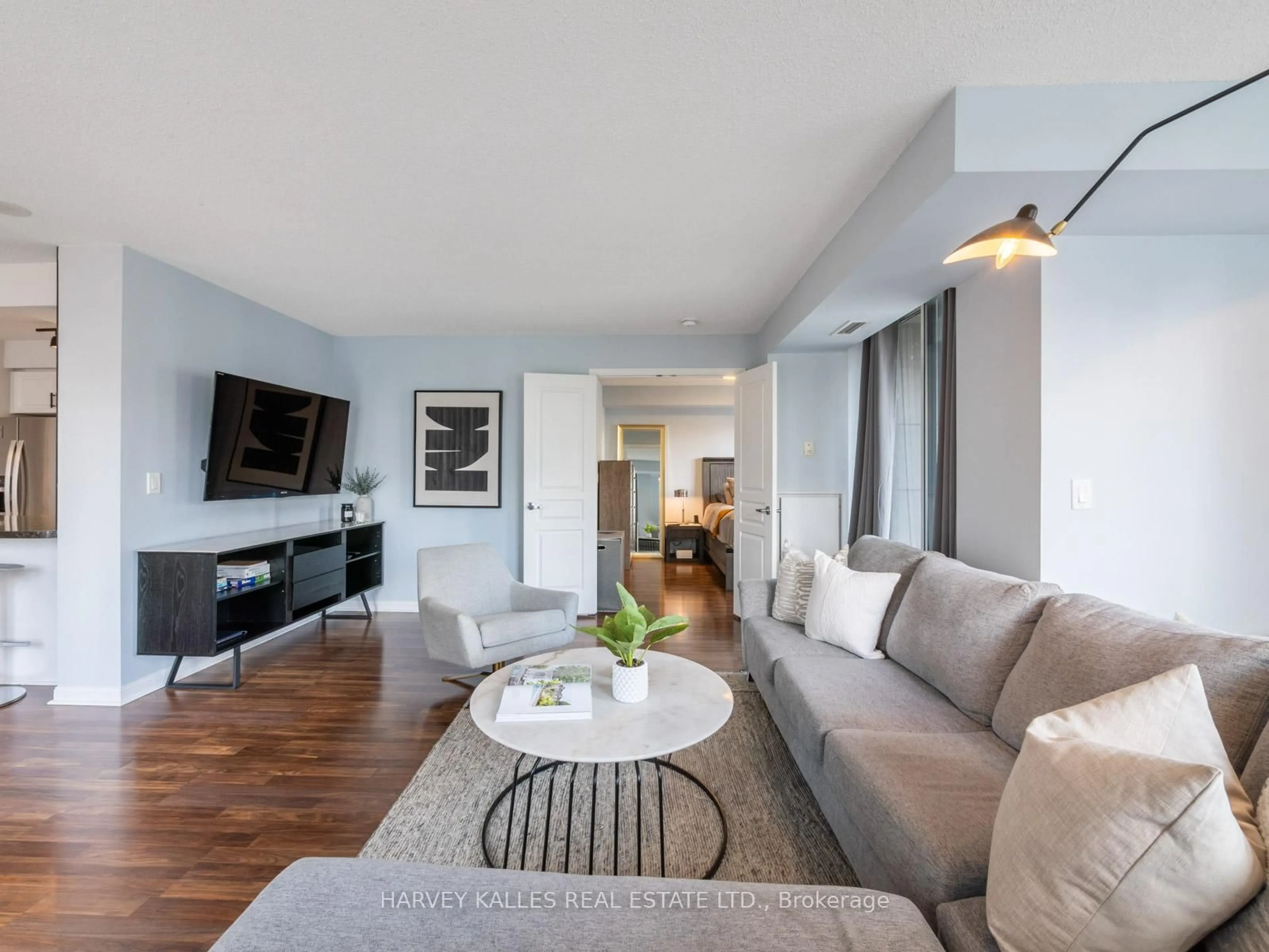 Living room with furniture, unknown for 140 Simcoe St #1309, Toronto Ontario M5H 4E9