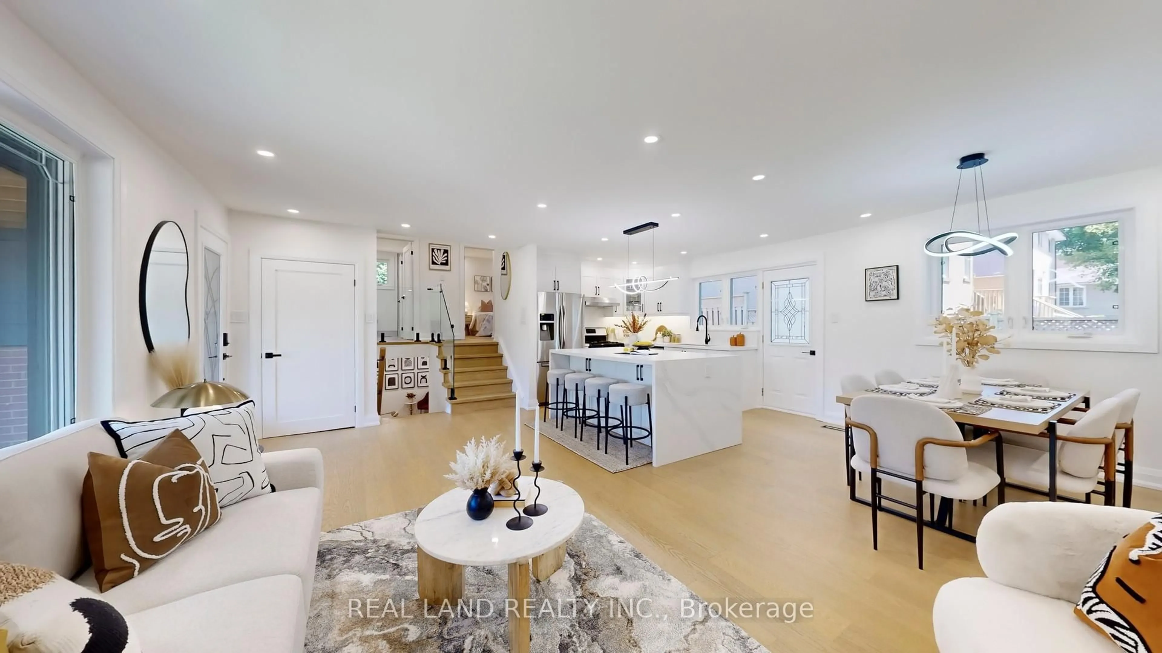 Open concept kitchen, unknown for 38 Cresthaven Dr, Toronto Ontario M2H 1M1