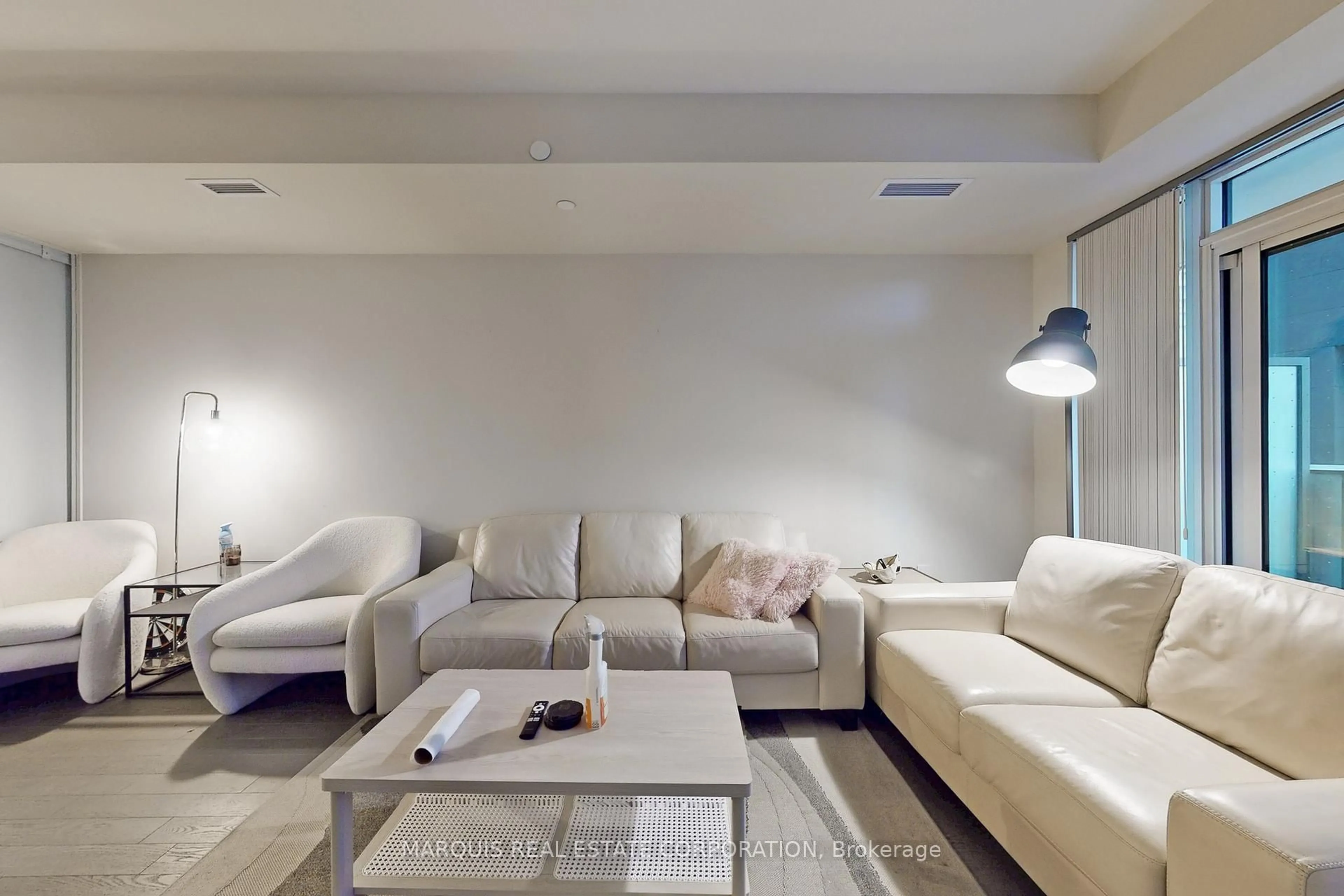 Living room with furniture, unknown for 330 Richmond St #505, Toronto Ontario M5V 0M4