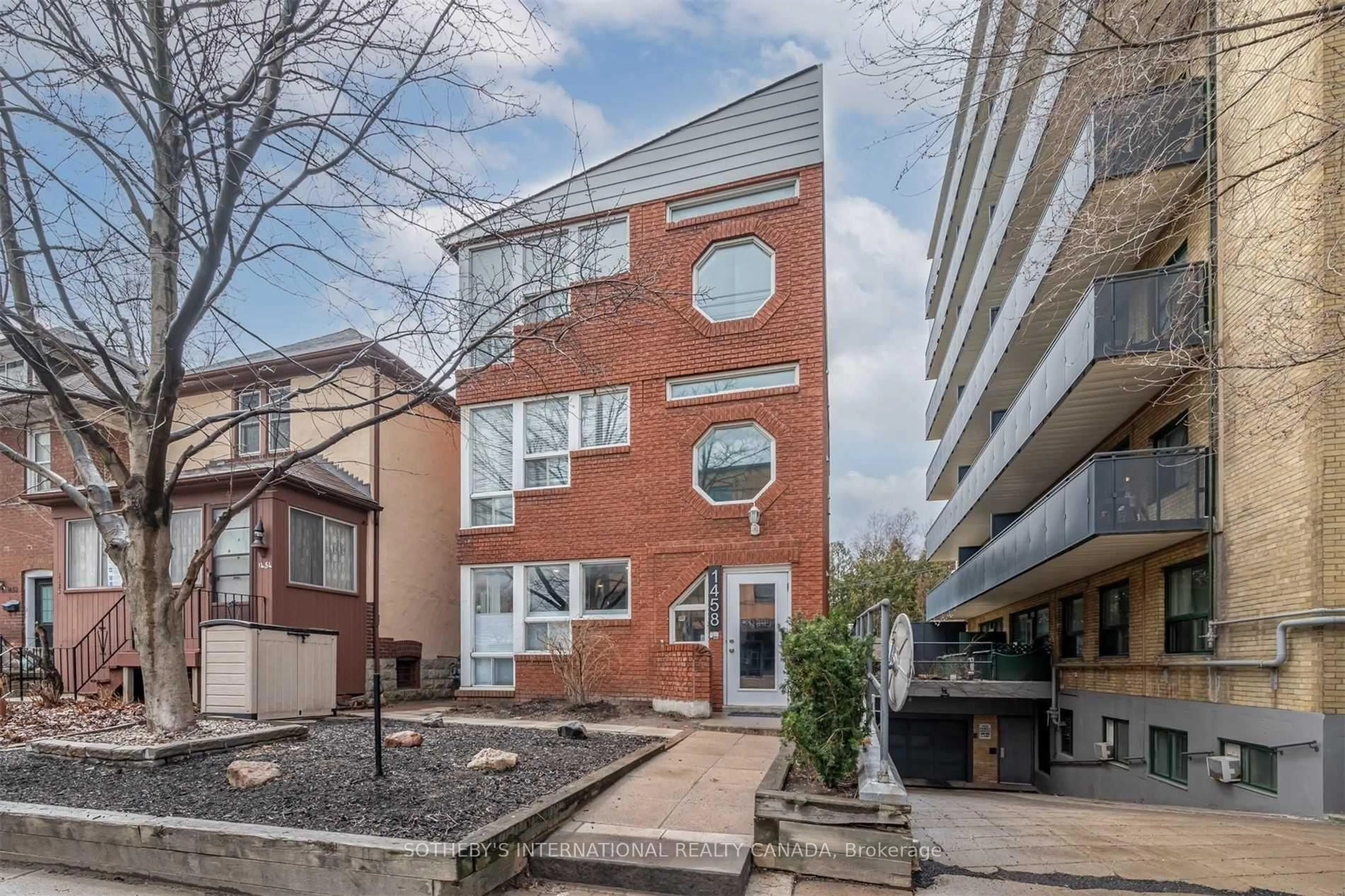 Unknown for 1458 Bayview Ave, Toronto Ontario M4G 3B3