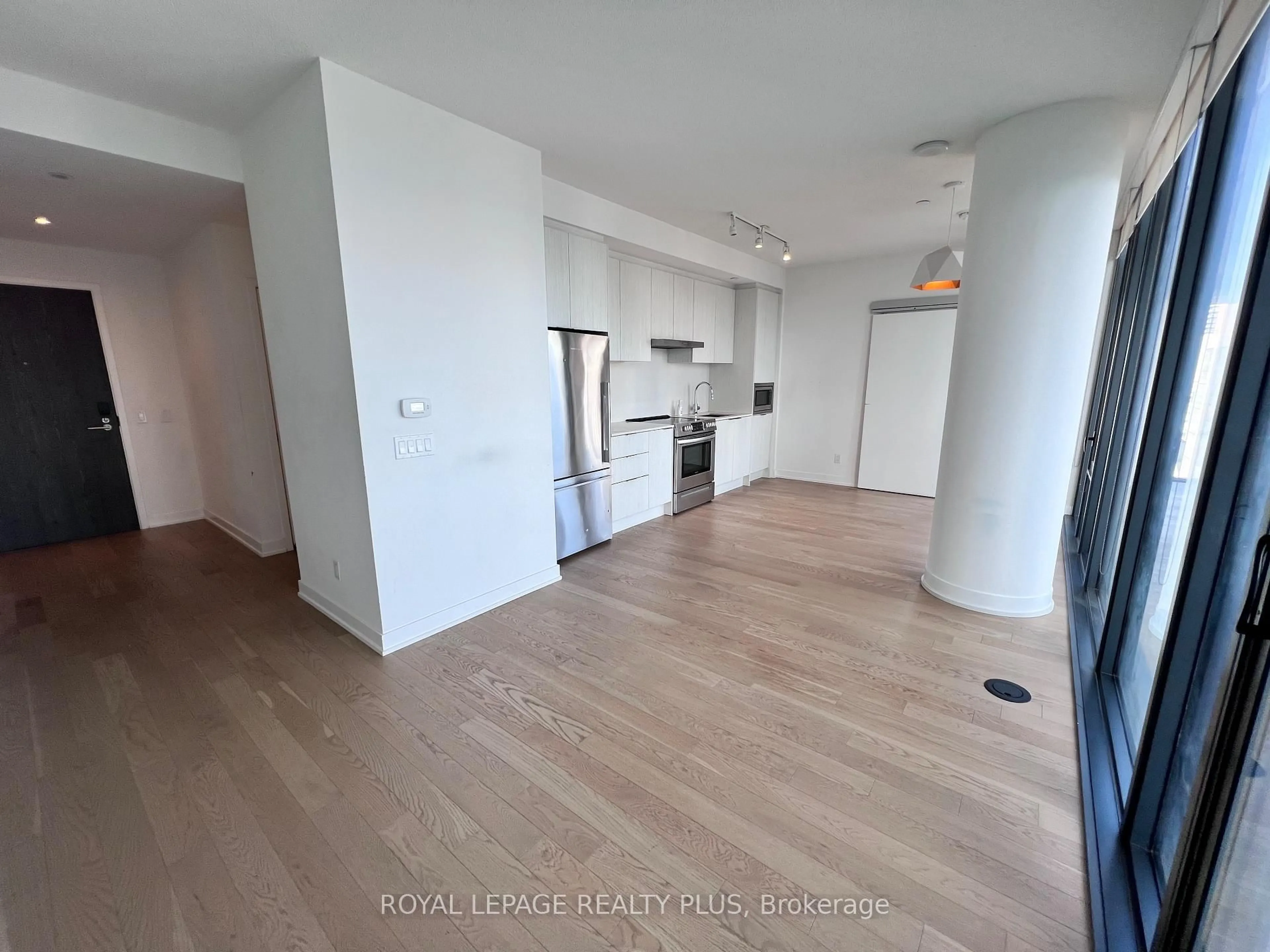 A pic of a room for 25 Richmond St #2416, Toronto Ontario M5C 0A6