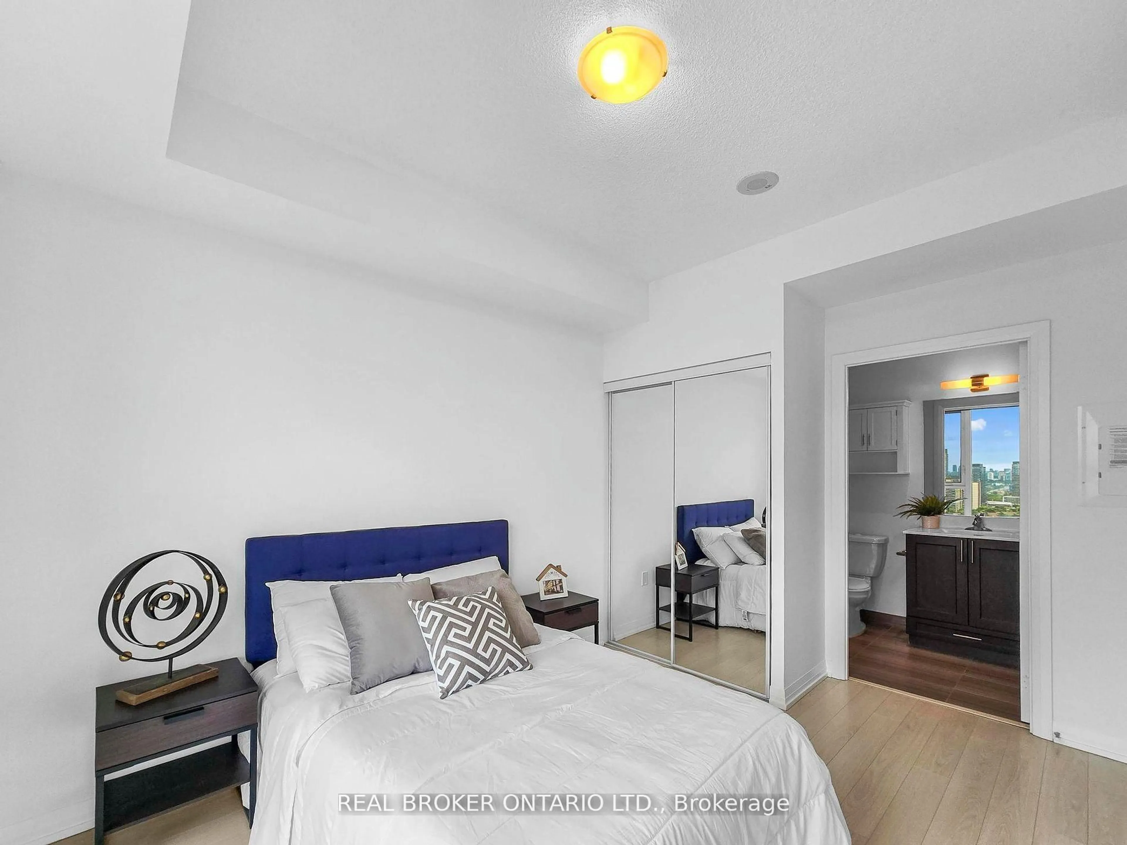 Bedroom with bed, unknown for 55 Ann O'reilly Rd #2210, Toronto Ontario M2J 0E1