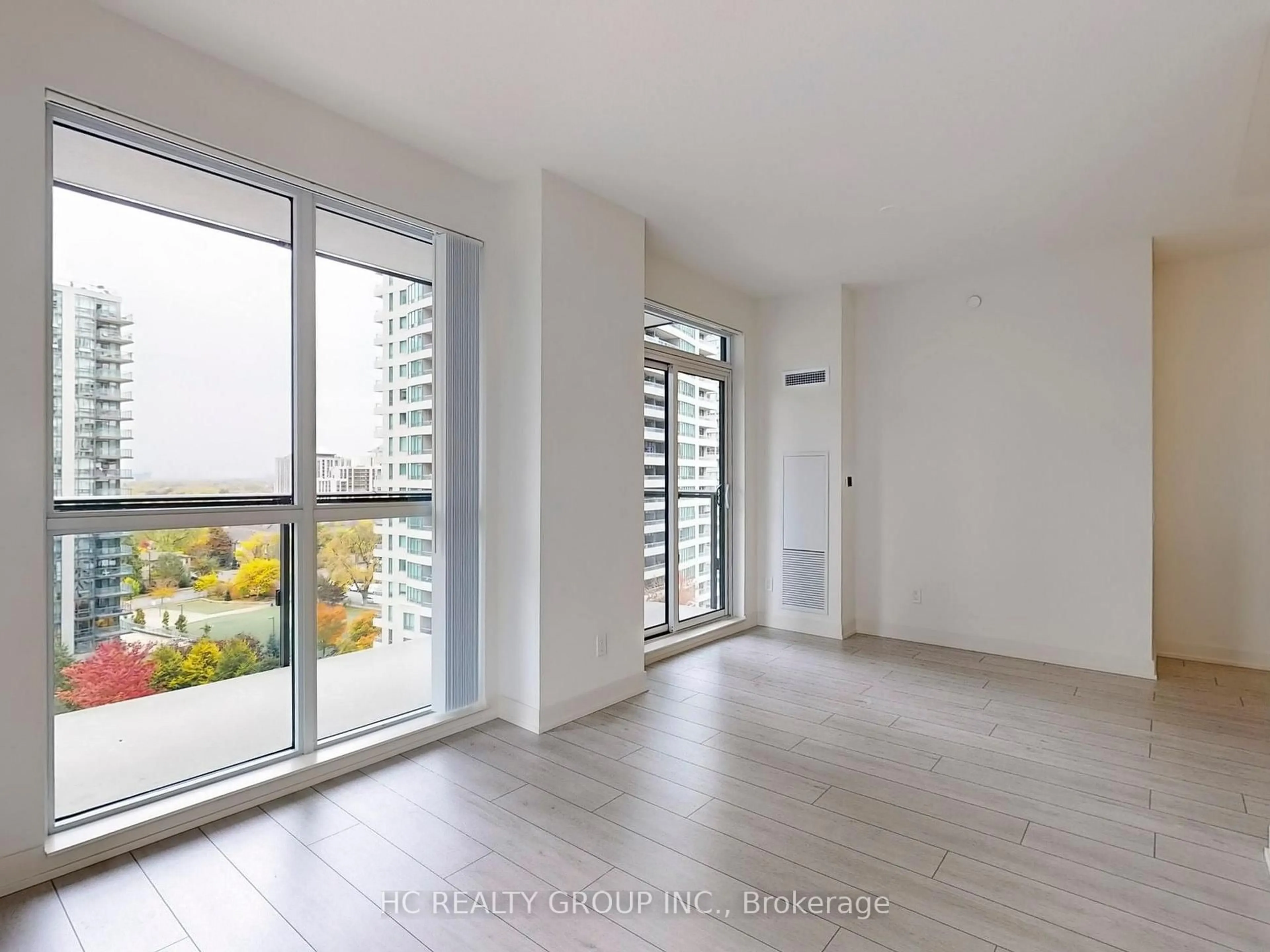 Unknown for 4955 Yonge St #819, Toronto Ontario M3N 0L8