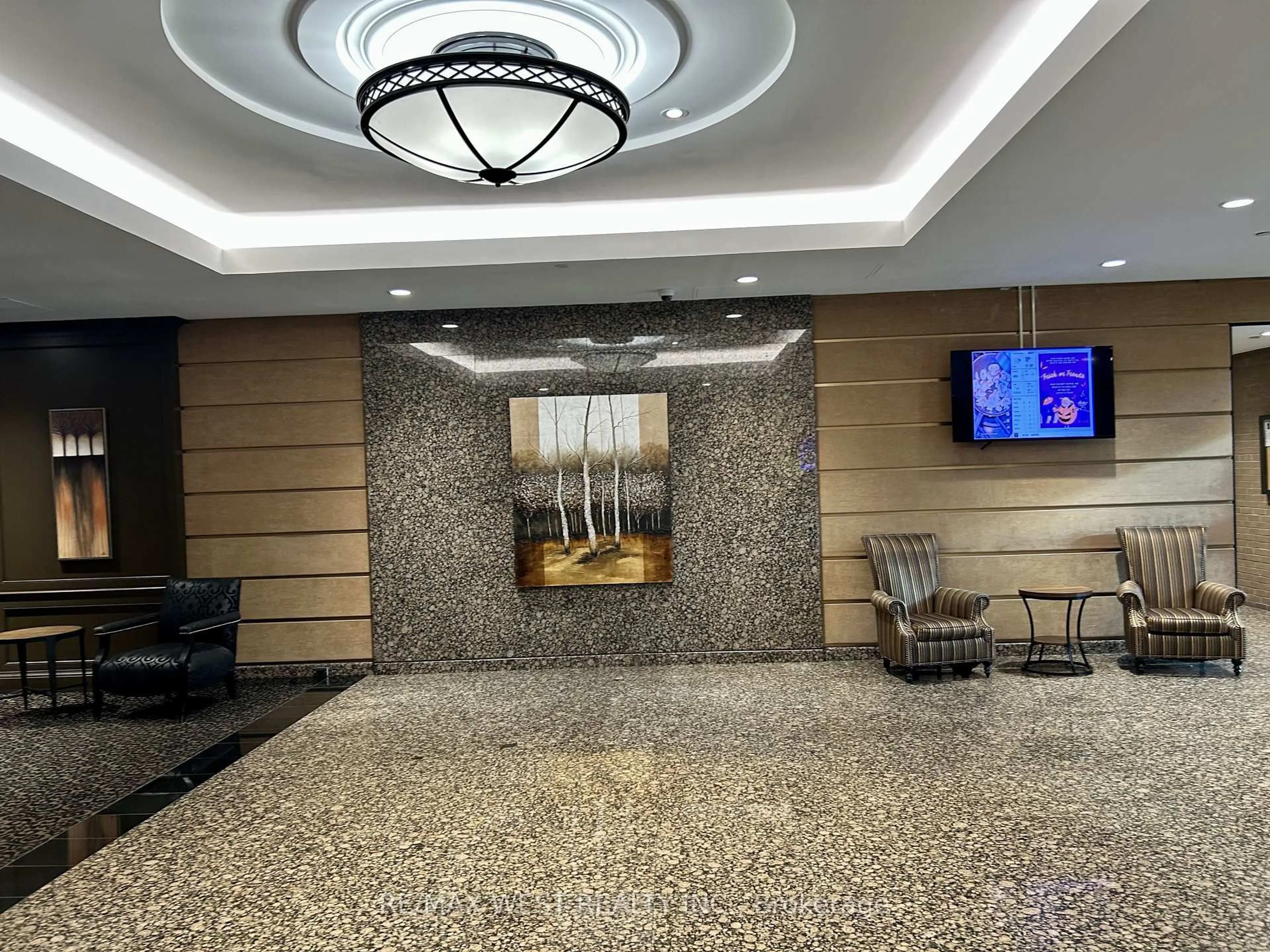 Lobby for 100 UPPER MADISON Ave #2405, Toronto Ontario M2N 6M4