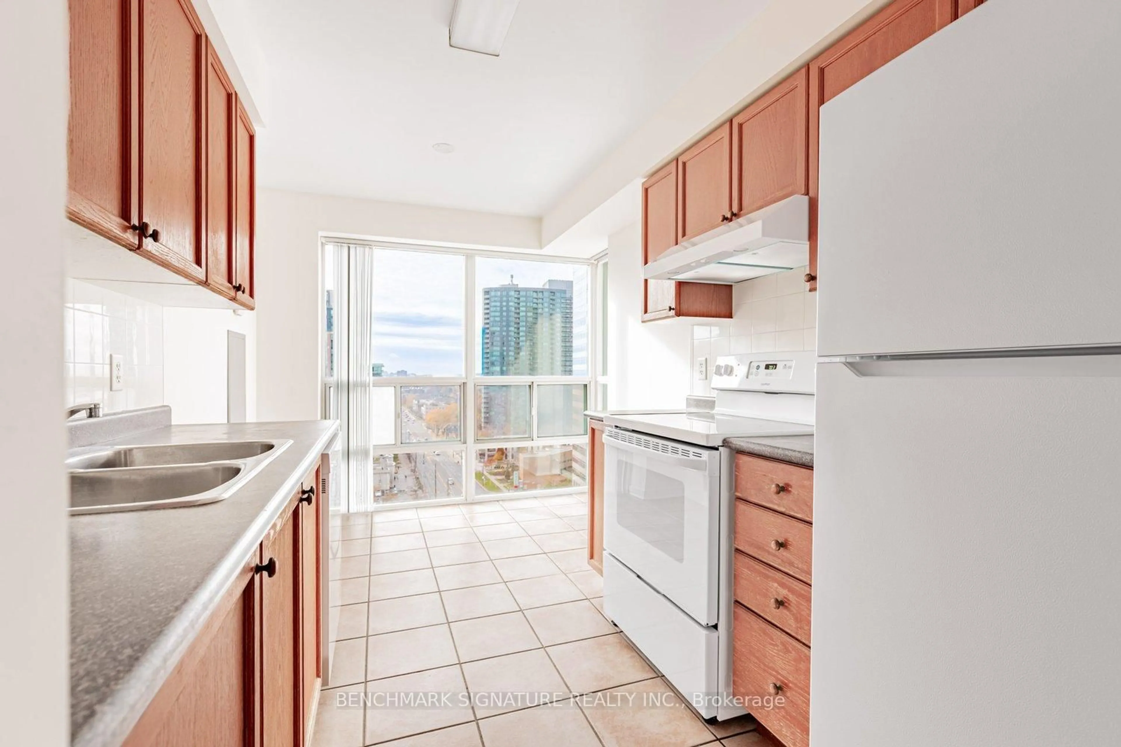 Standard kitchen, ceramic/tile floor for 22 Olive Ave #1802, Toronto Ontario M2N 7G6