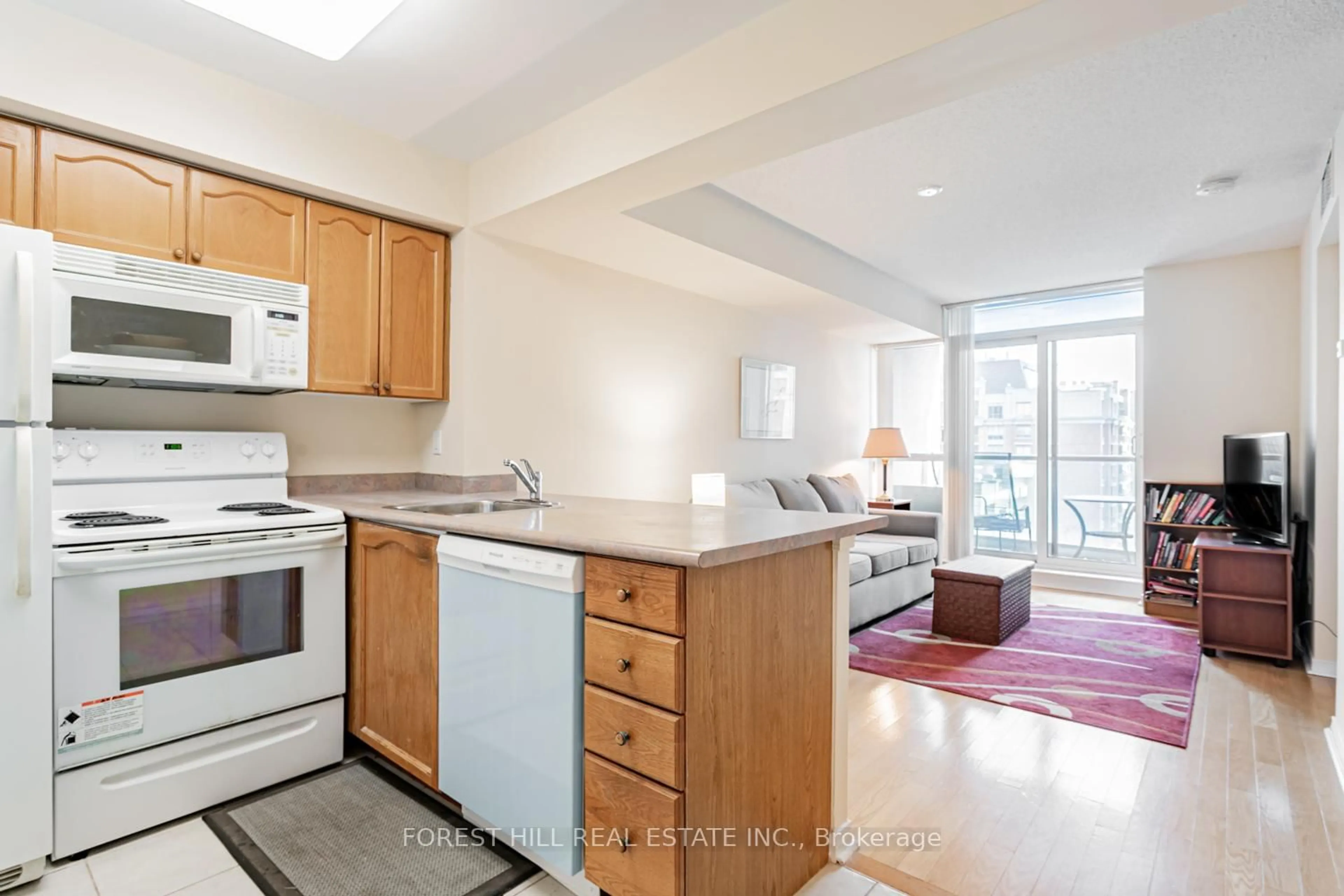 Standard kitchen, unknown for 30 Harrison Garden Blvd #1501, Toronto Ontario M2N 7A9