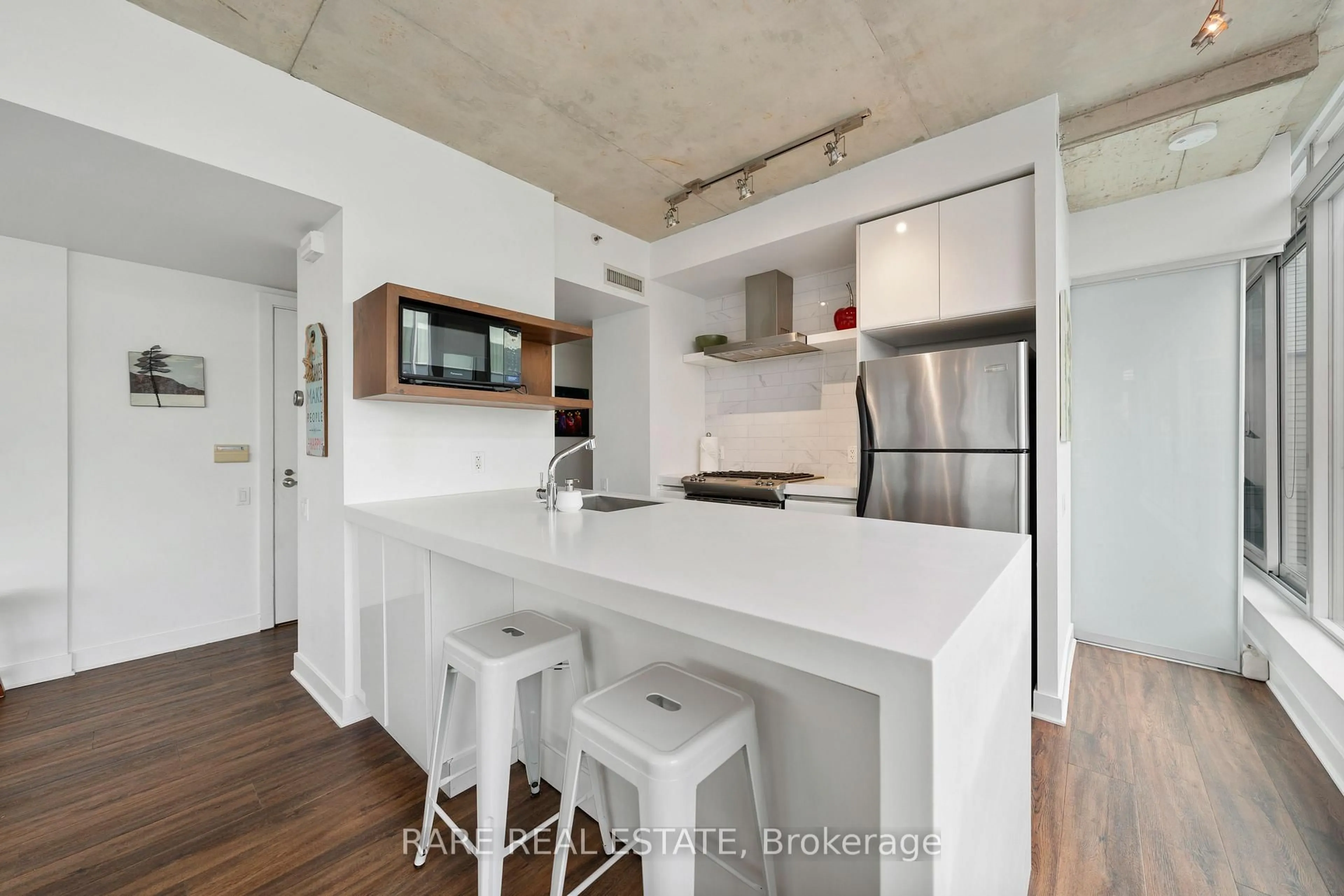 Open concept kitchen, unknown for 75 Portland St #1008, Toronto Ontario M5V 2M9