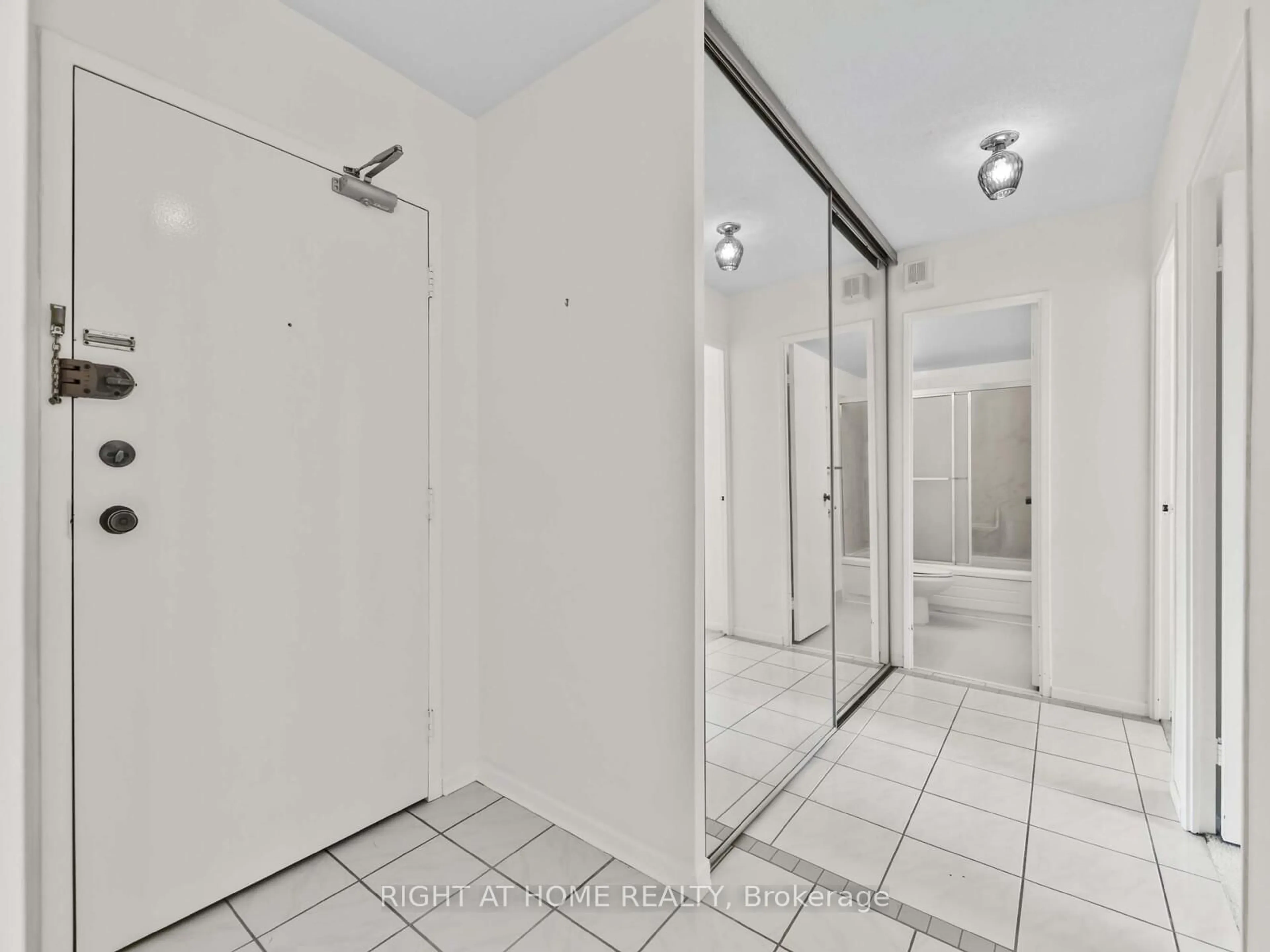 Unknown for 177 Linus Rd #612, Toronto Ontario M2J 4S5