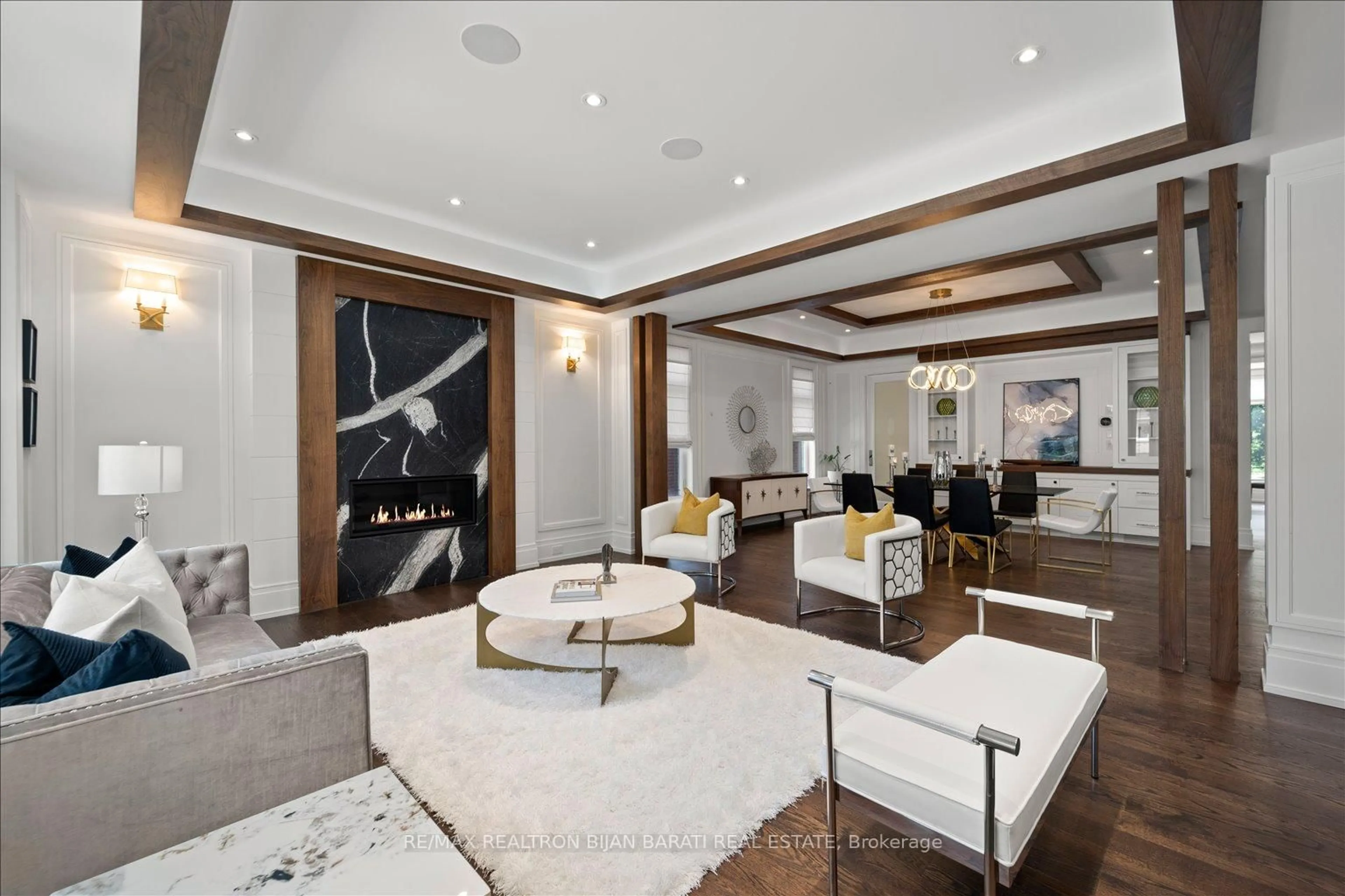 Unknown for 185 Maxome Ave, Toronto Ontario M2M 3L1