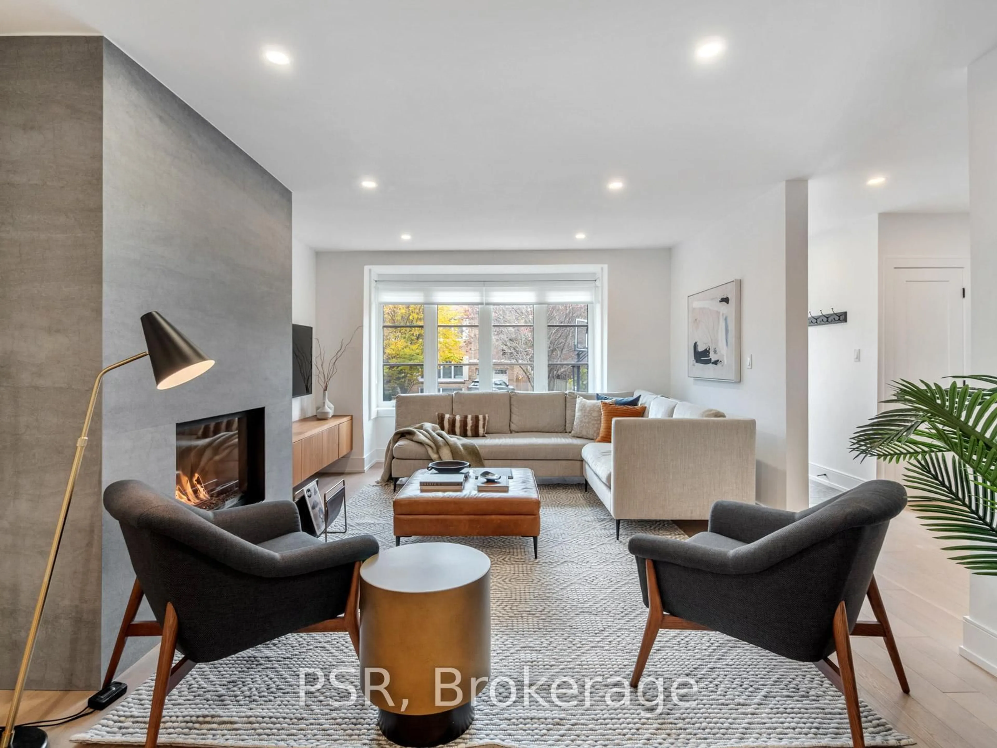 Living room with furniture, unknown for 48 Warwick Ave, Toronto Ontario M6C 1T8