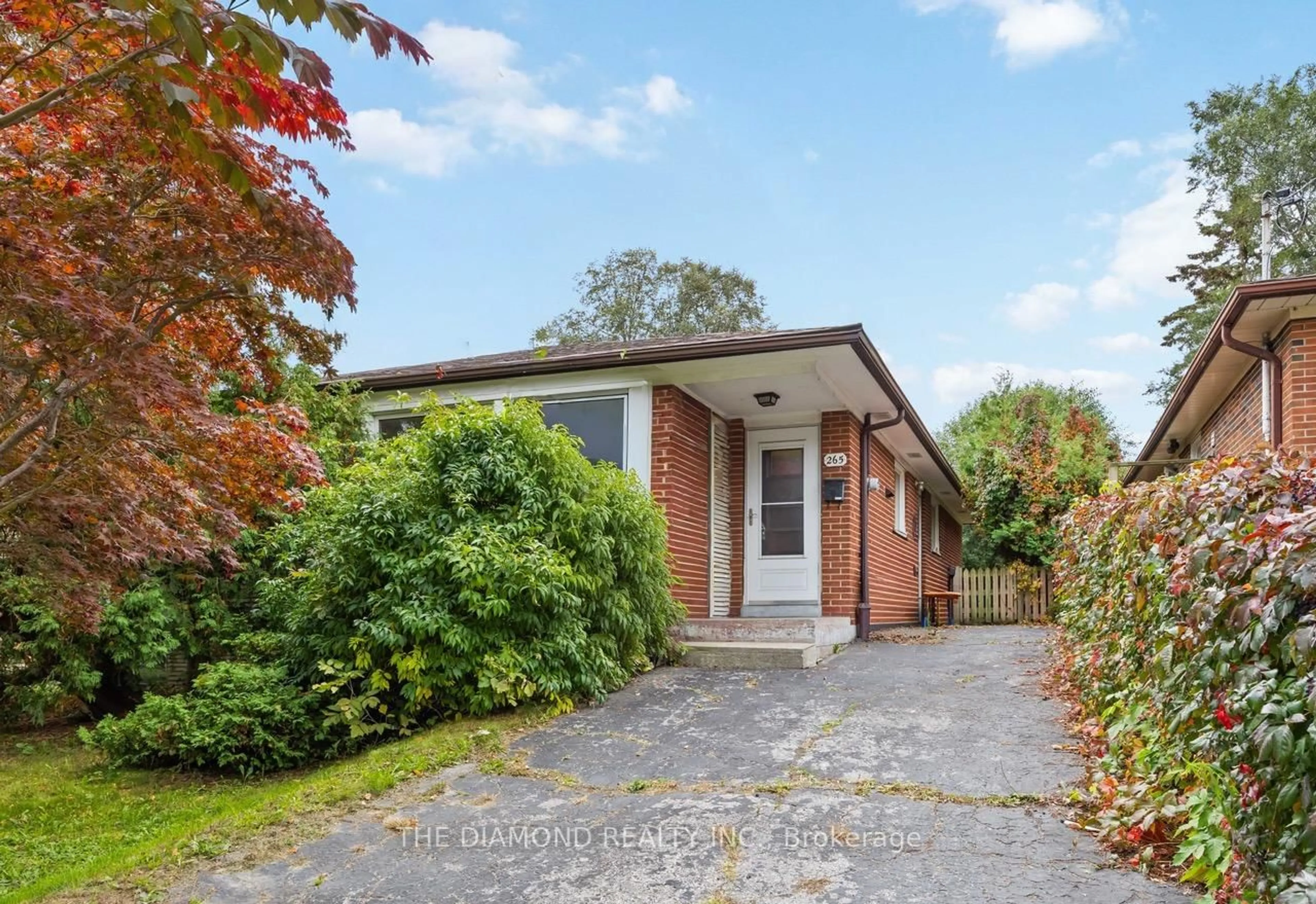 Home with brick exterior material, street for 265 Woodsworth Rd, Toronto Ontario M2L 2T5