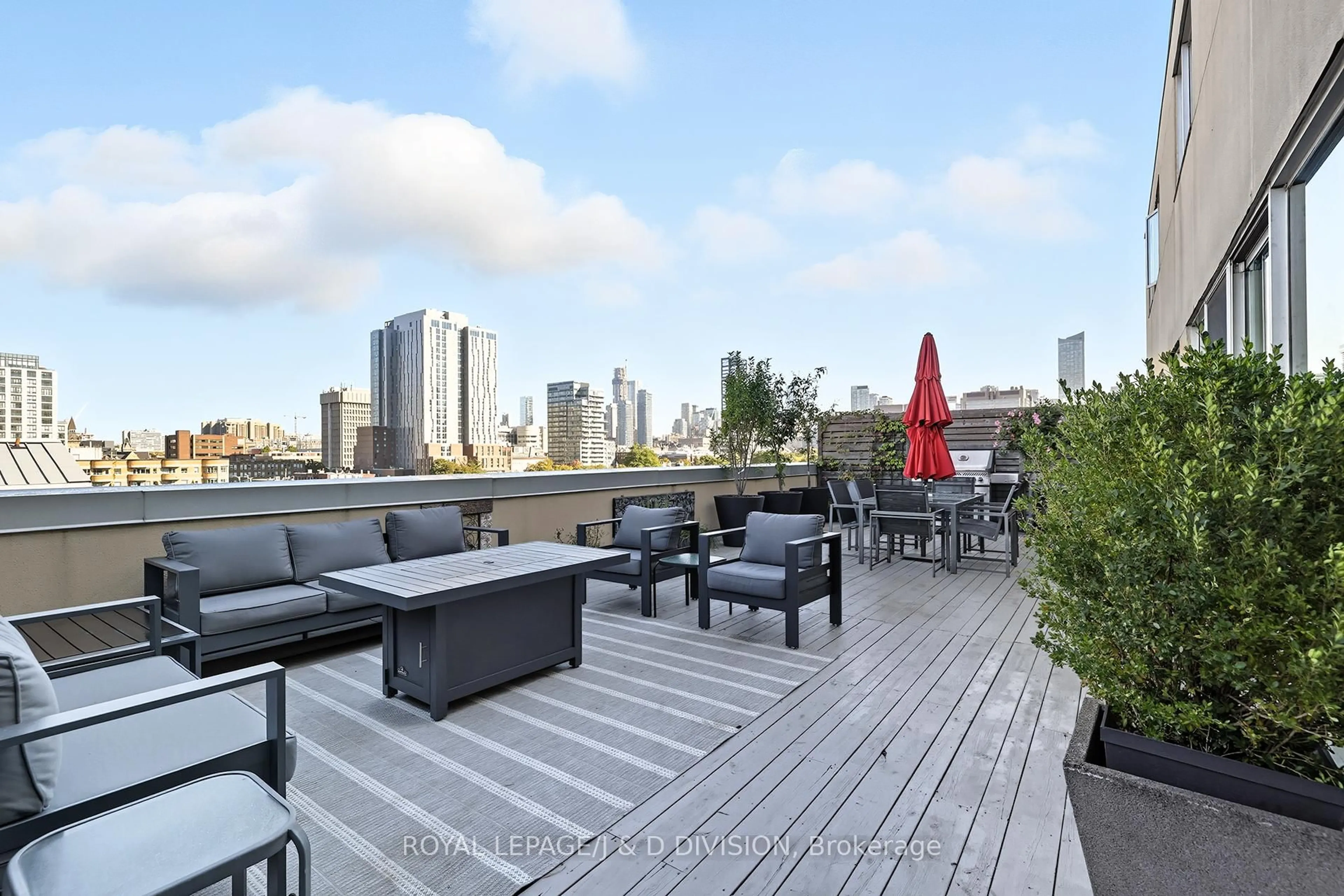 Patio, city buildings view from balcony for 160 Baldwin St #610, Toronto Ontario M5T 3K7