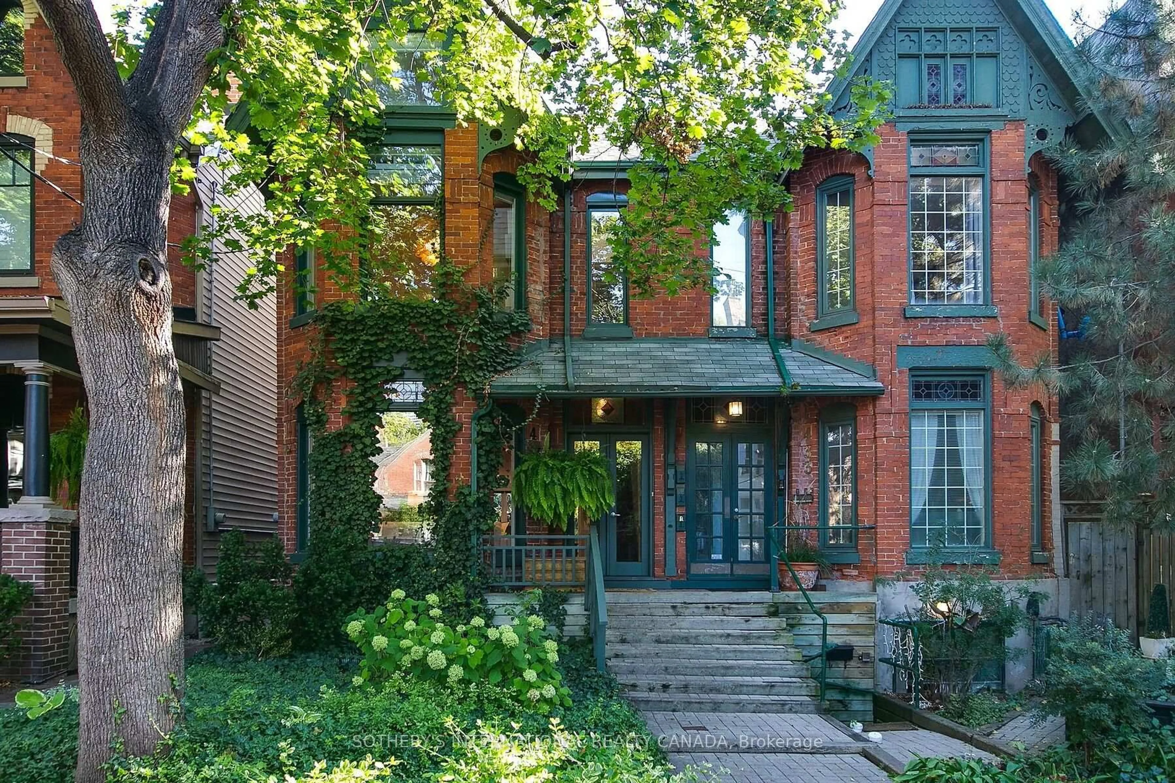 Home with brick exterior material, street for 435 Ontario St, Toronto Ontario M5A 2V9