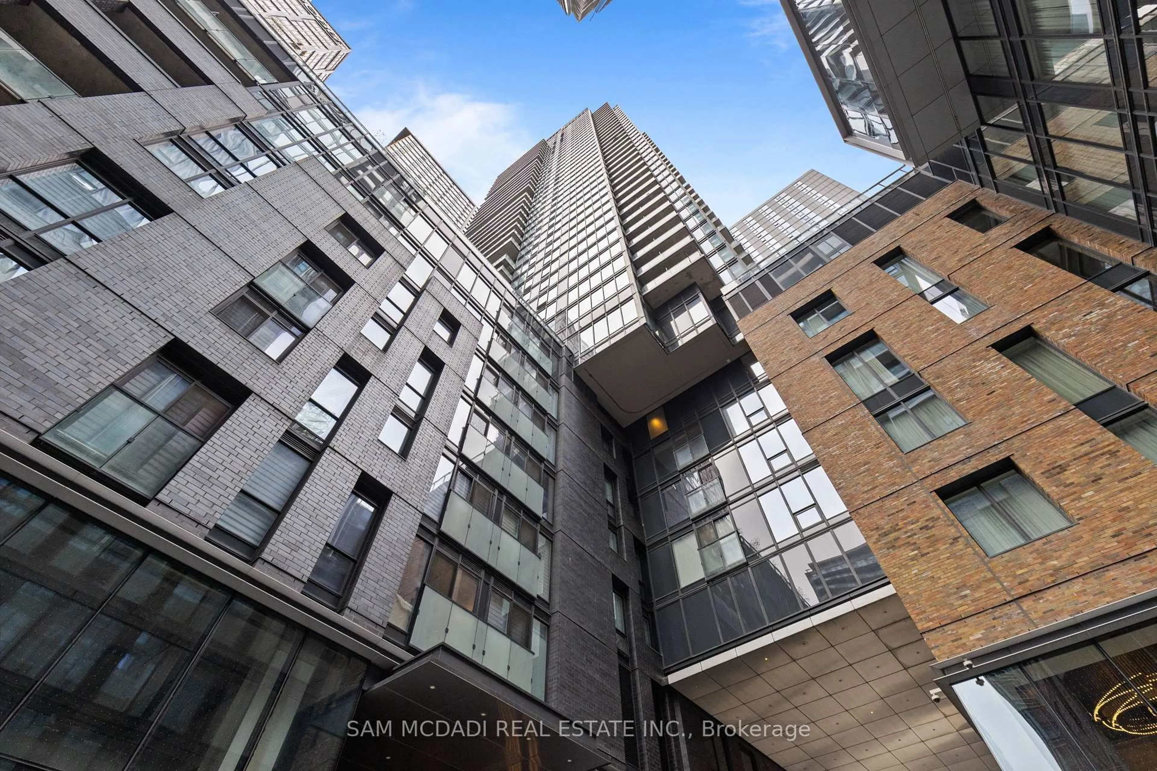 Unknown for 115 Blue Jays Way #310, Toronto Ontario M5V 0N4