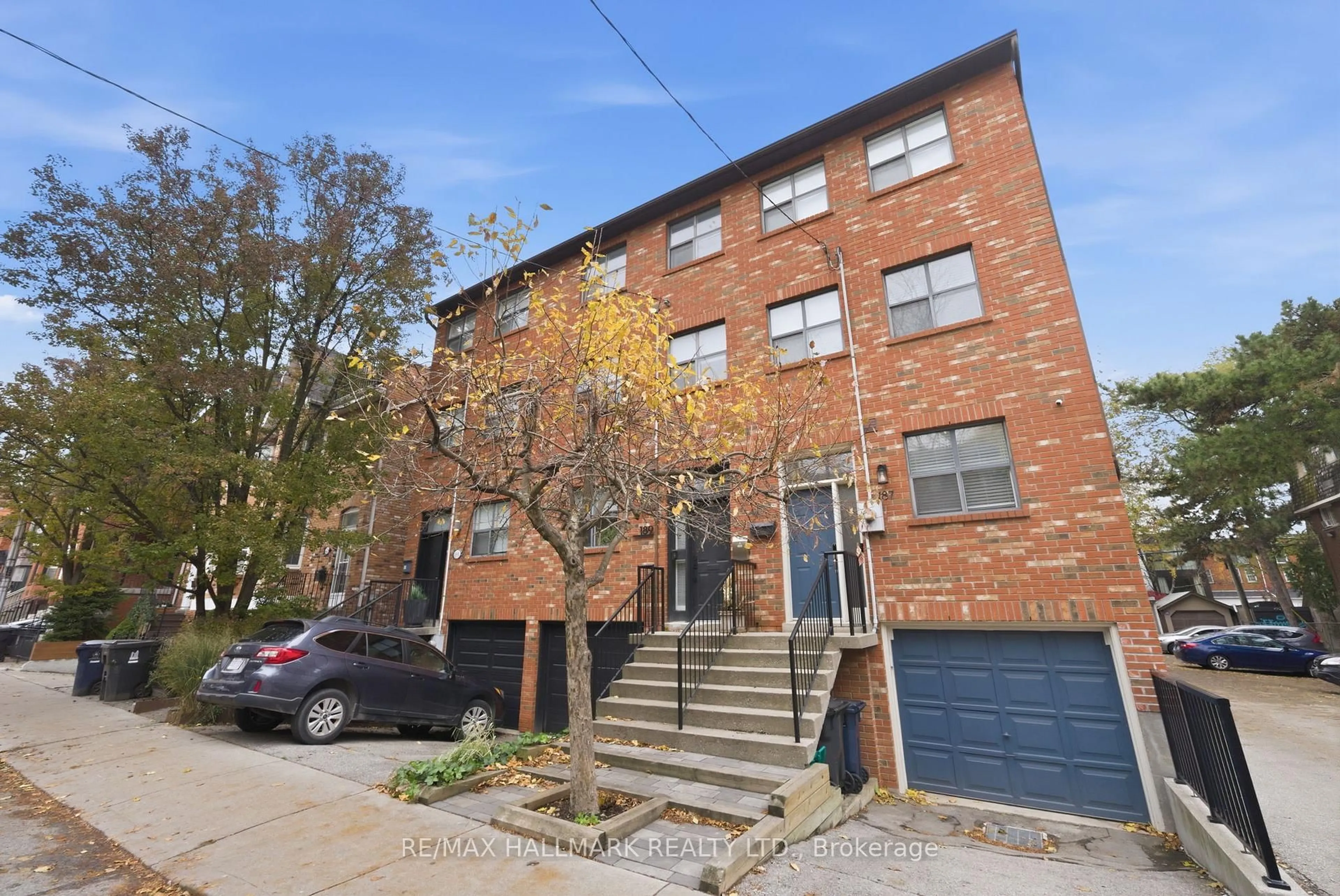 Home with brick exterior material, street for 189 Ontario St, Toronto Ontario M5A 2V6