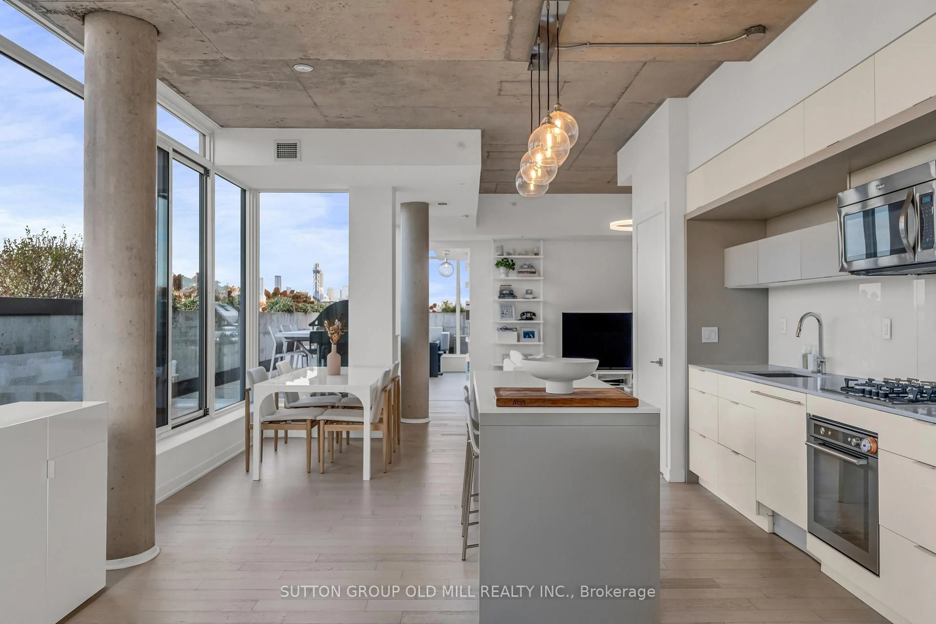 Open concept kitchen, unknown for 130 Rusholme Rd #601, Toronto Ontario M6H 2Y7