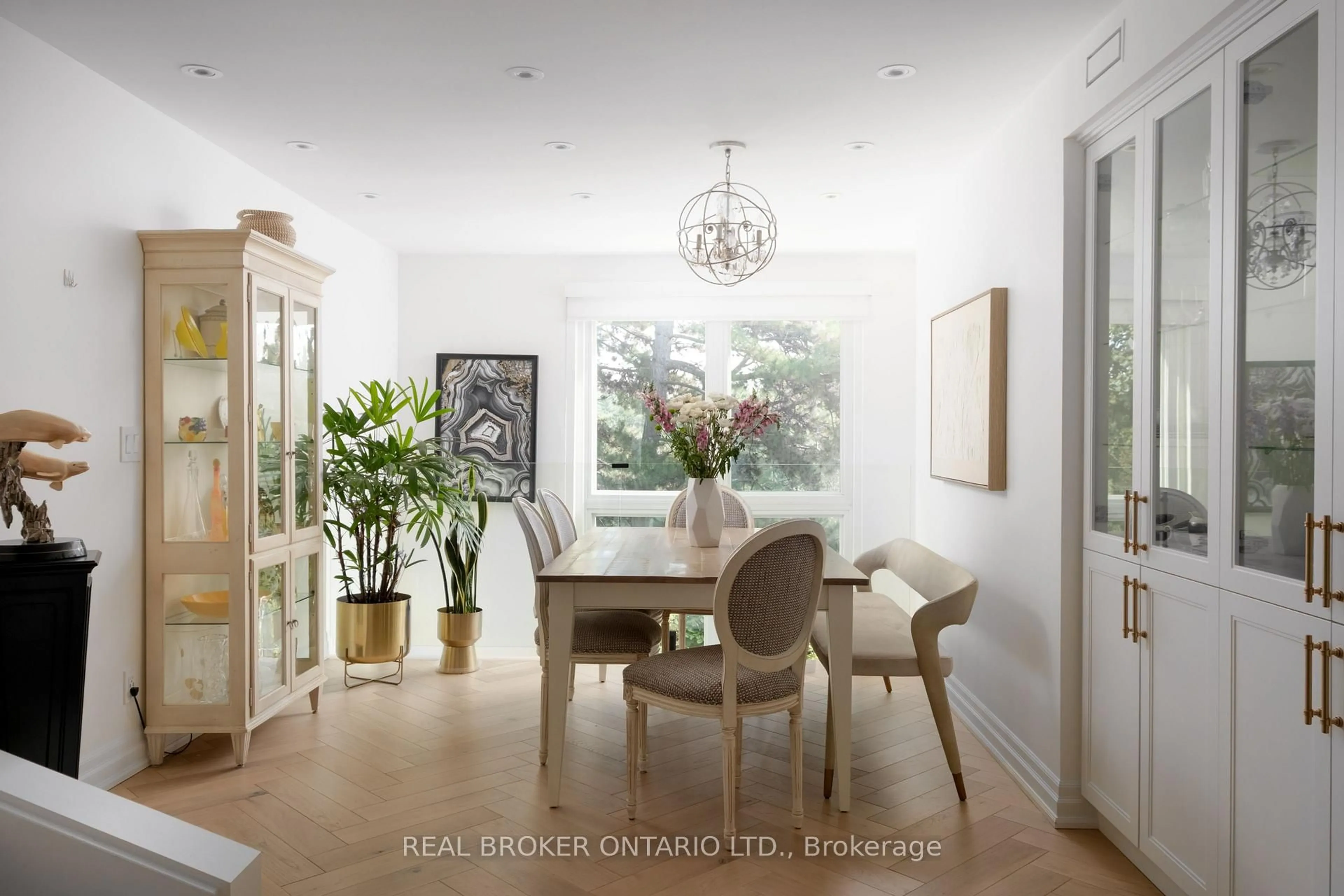 Dining room, unknown for 187 Sherwood Ave #B, Toronto Ontario M4P 2A9