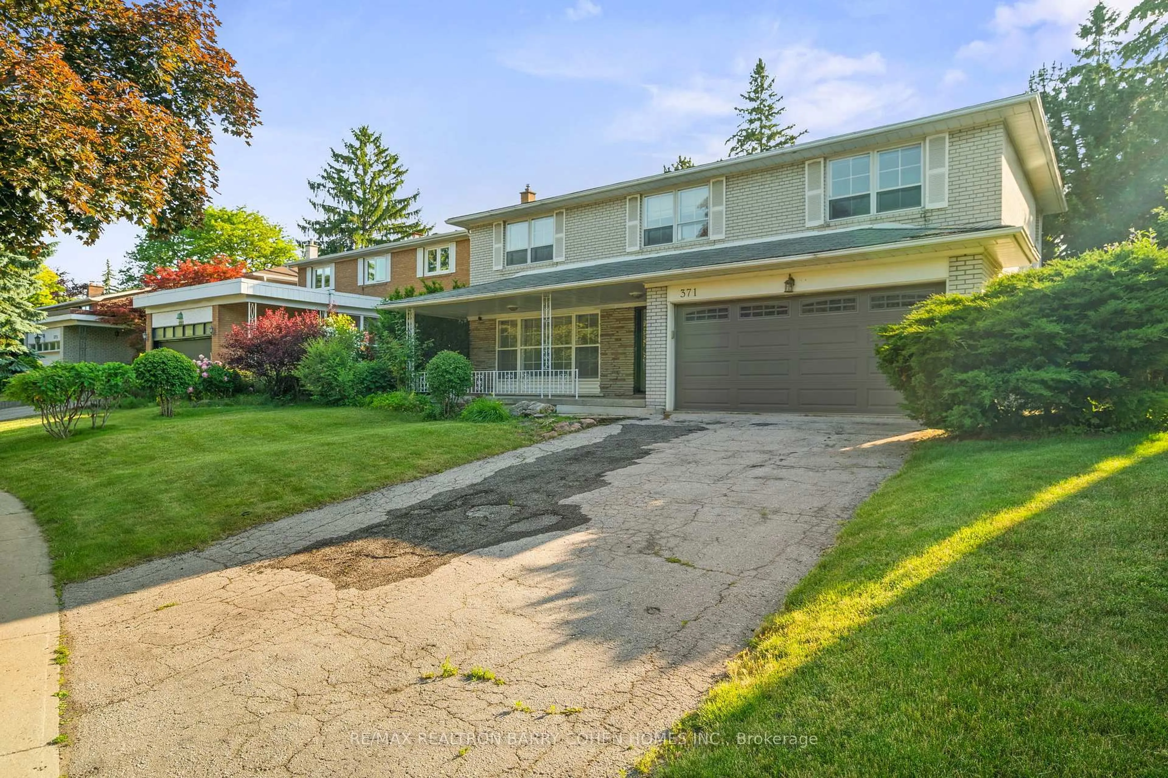 Unknown for 371 Woodsworth Rd, Toronto Ontario M2L 2T8