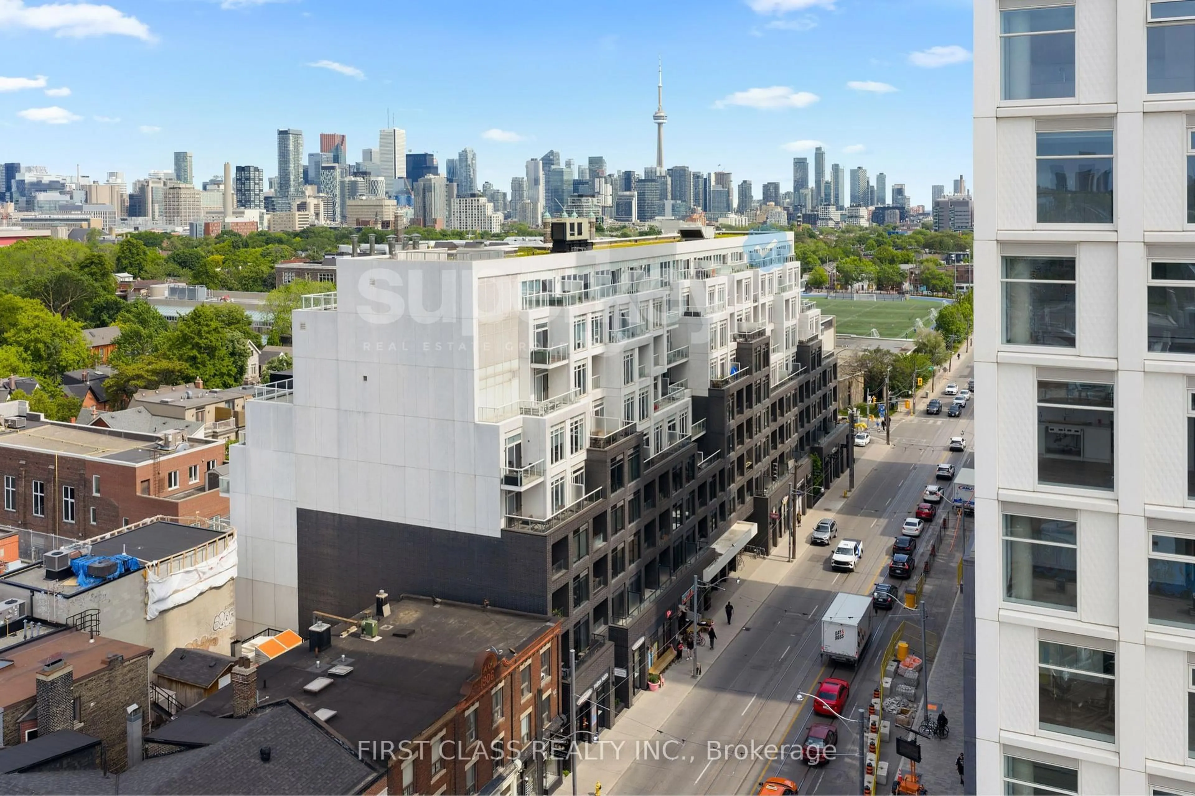 A pic from outside/outdoor area/front of a property/back of a property/a pic from drone, city buildings view from balcony for 783 Bathurst St #413, Toronto Ontario M5S 0A8