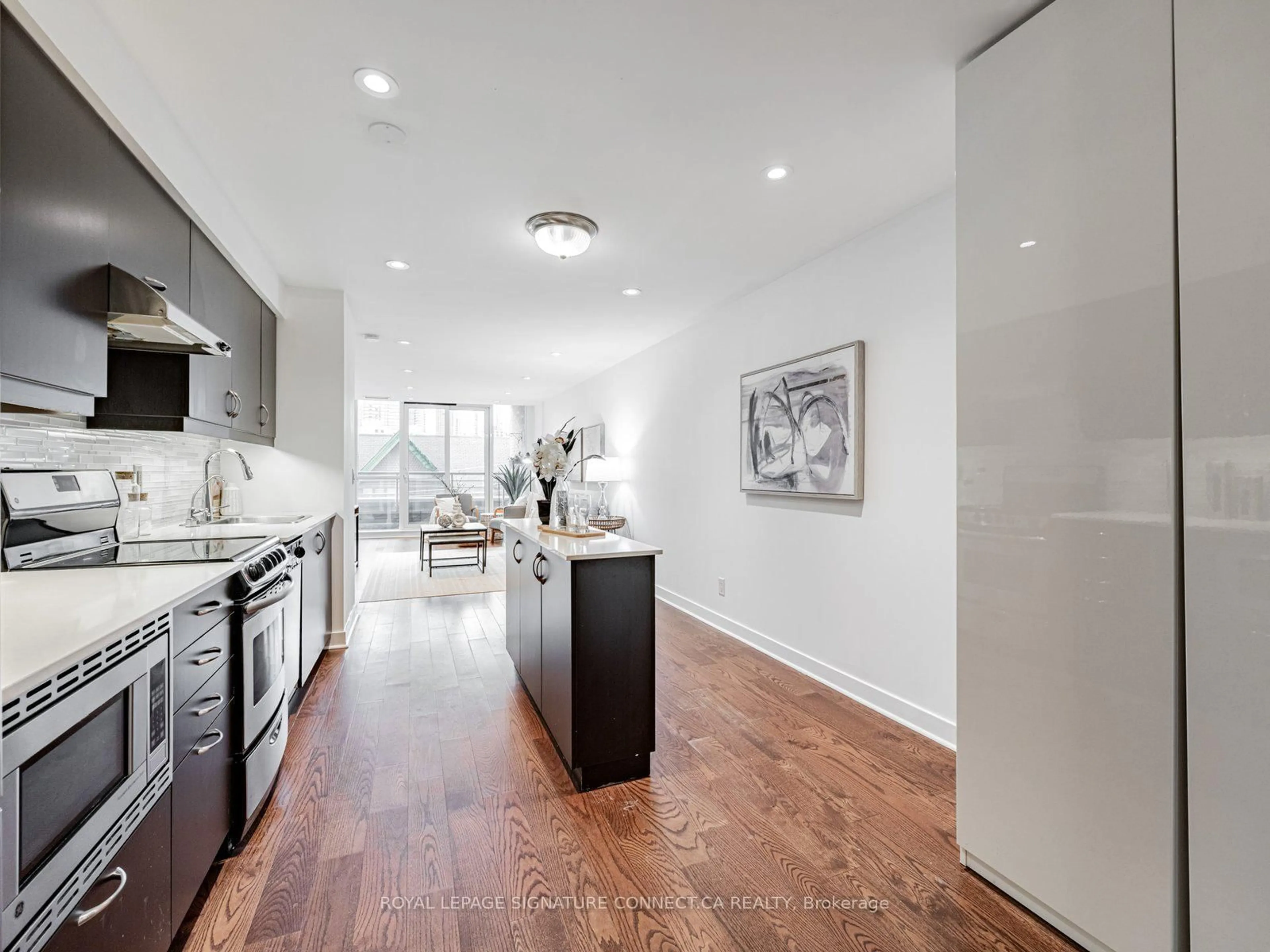 Open concept kitchen, unknown for 320 Richmond St #407, Toronto Ontario M5A 1P9