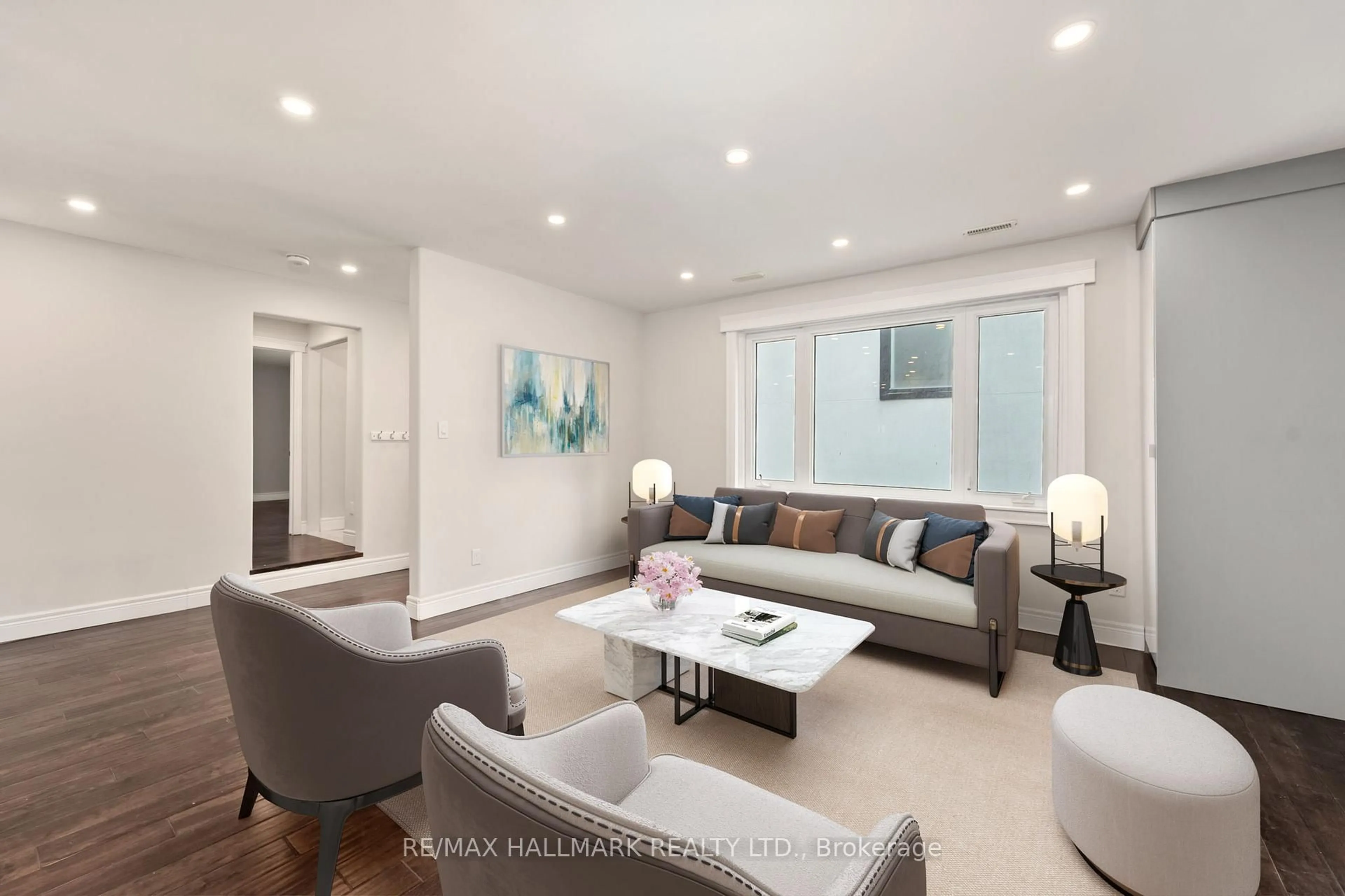 Living room with furniture, unknown for 21 King High Ave, Toronto Ontario M3H 3A8