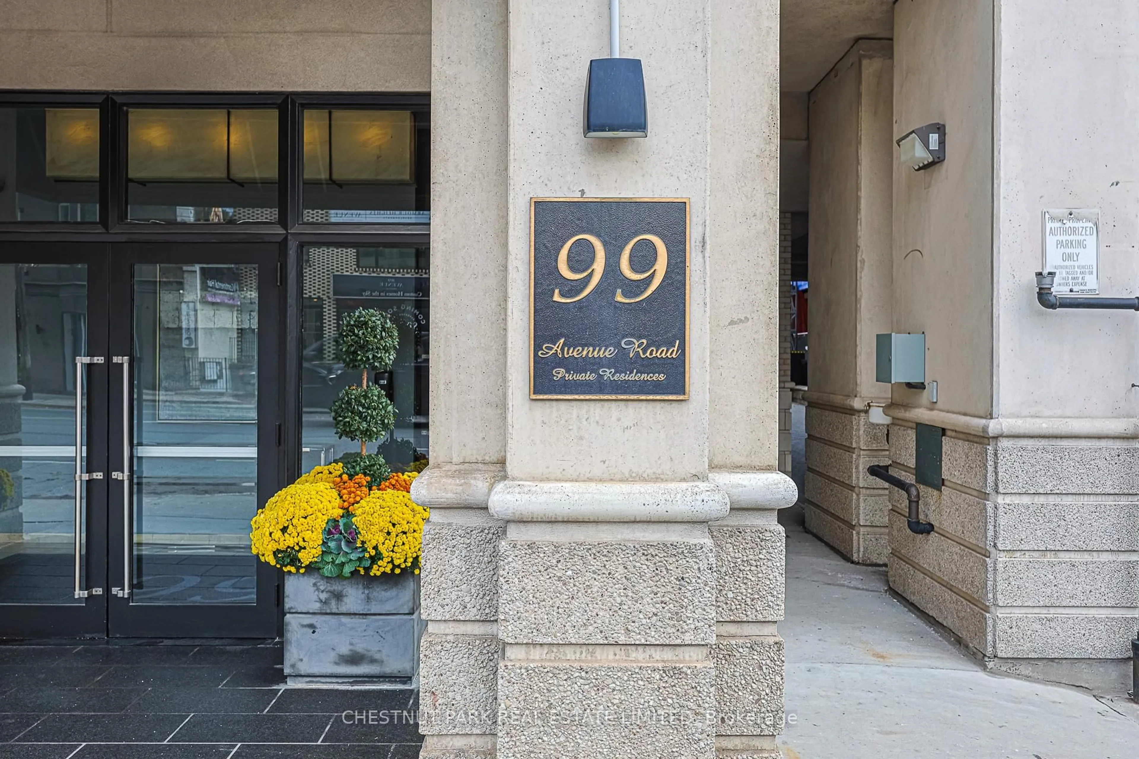 Unknown for 99 Avenue Rd #508, Toronto Ontario M5R 2G5