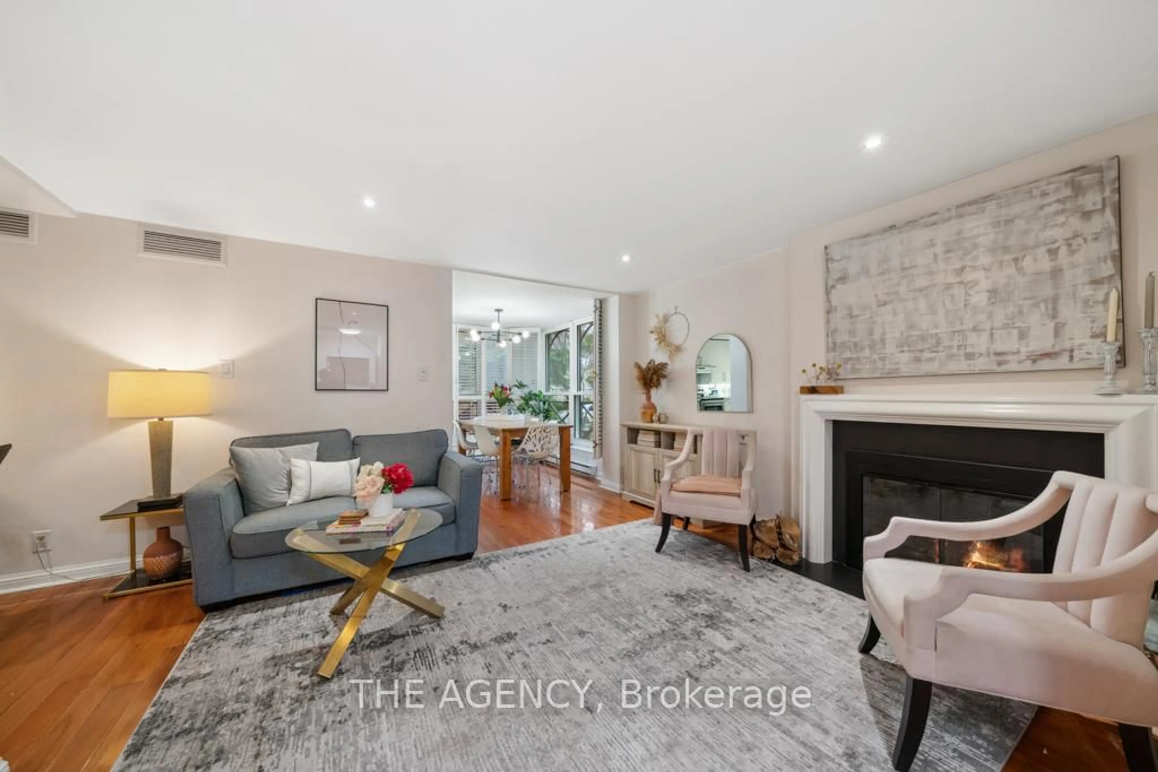 Living room with furniture, unknown for 105 Heath St #3, Toronto Ontario M4V 1T5