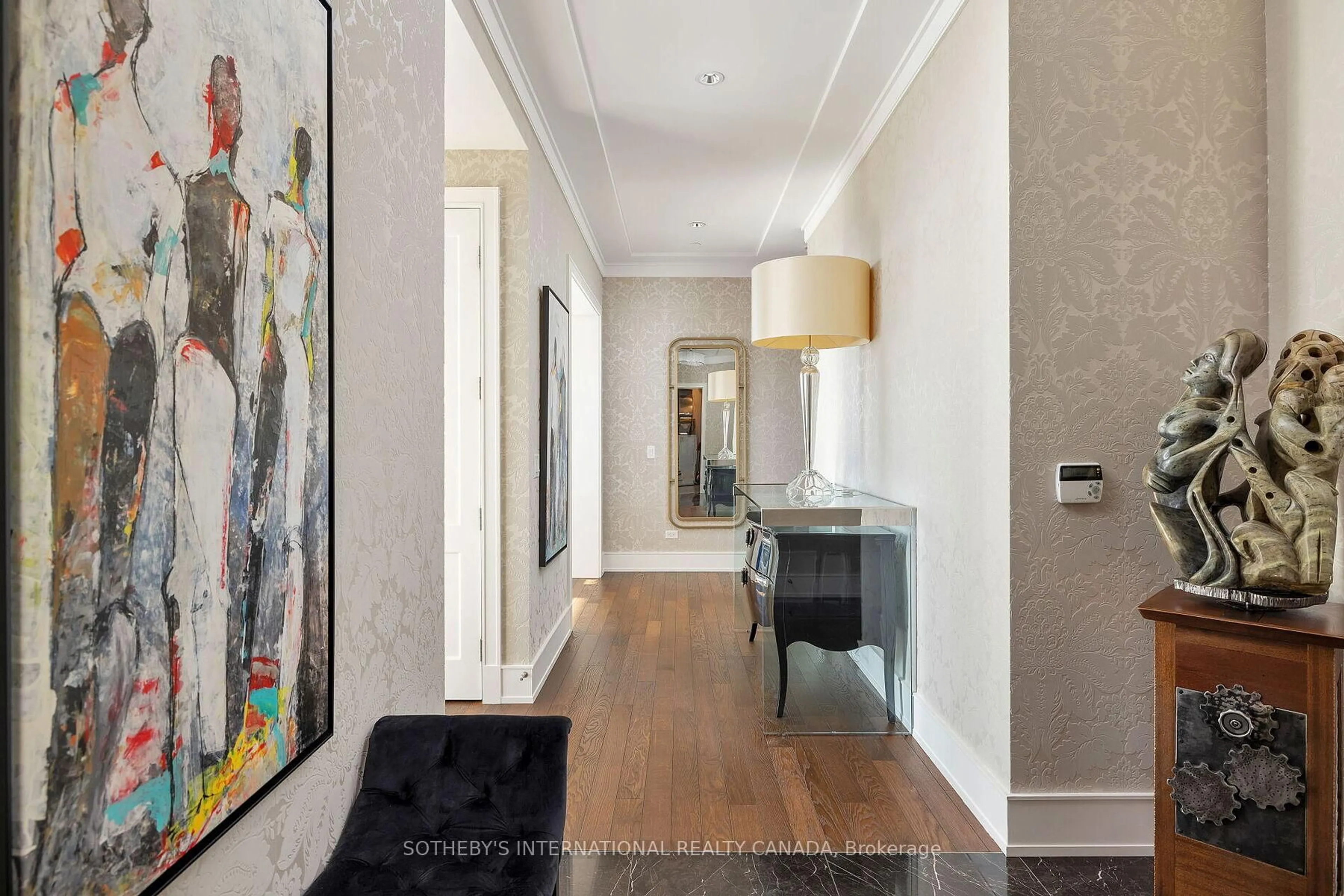 Indoor entryway for 183 Wellington St #2506, Toronto Ontario M5V 0A1