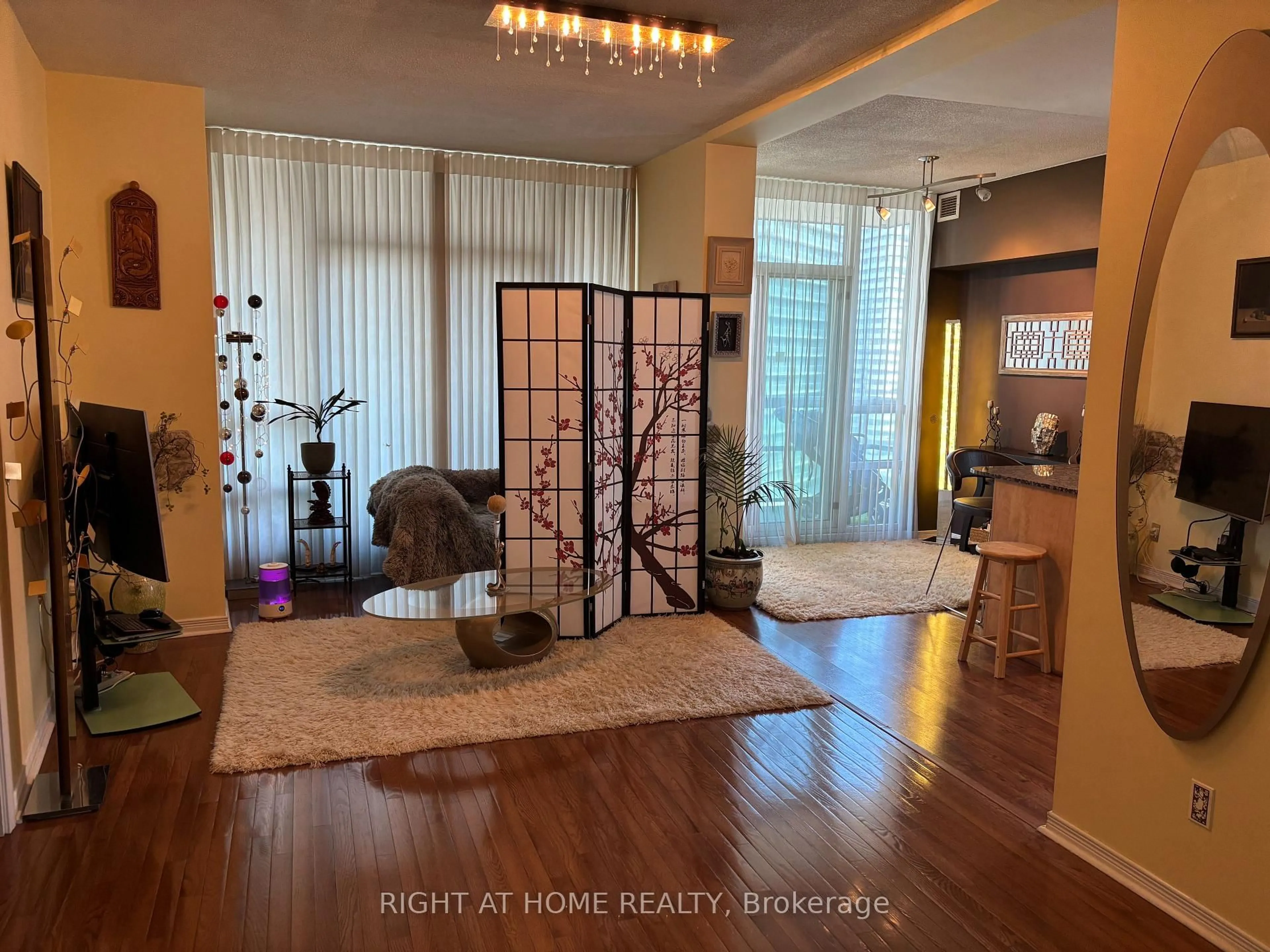 Indoor entryway for 509 Beecroft Rd #2002, Toronto Ontario M2N 0A3