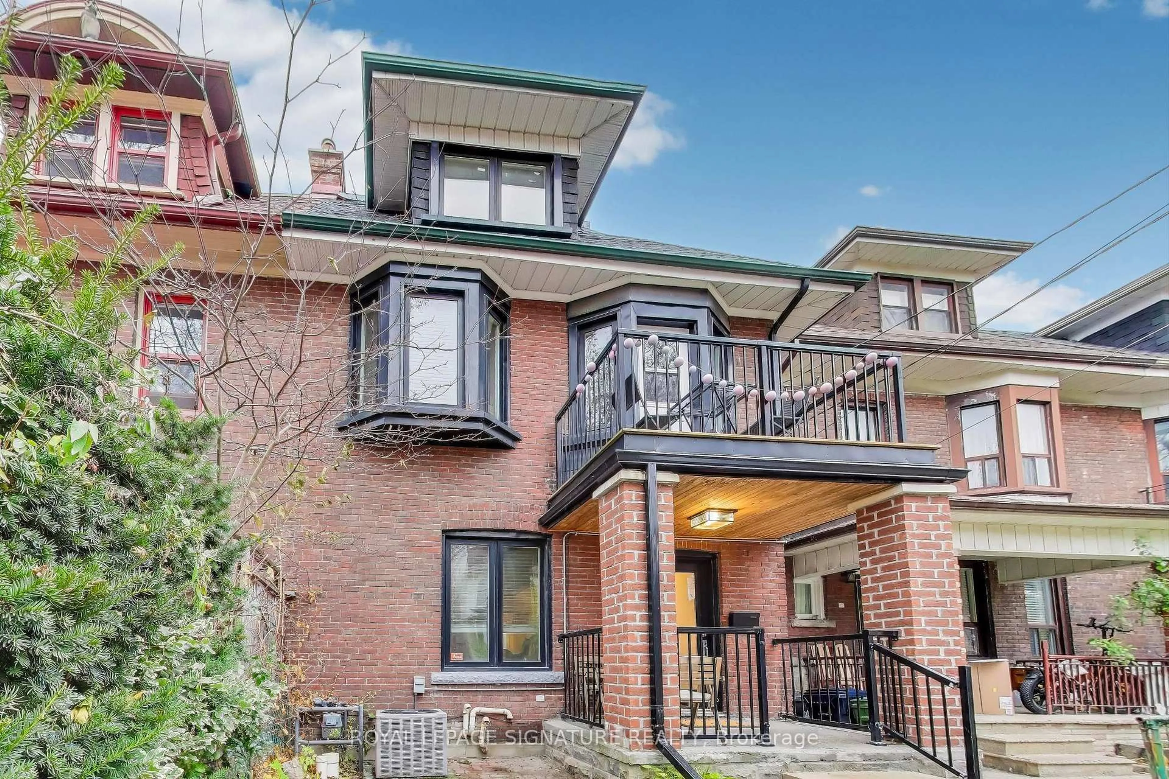 Home with brick exterior material, street for 9 Havelock St, Toronto Ontario M6H 3B3