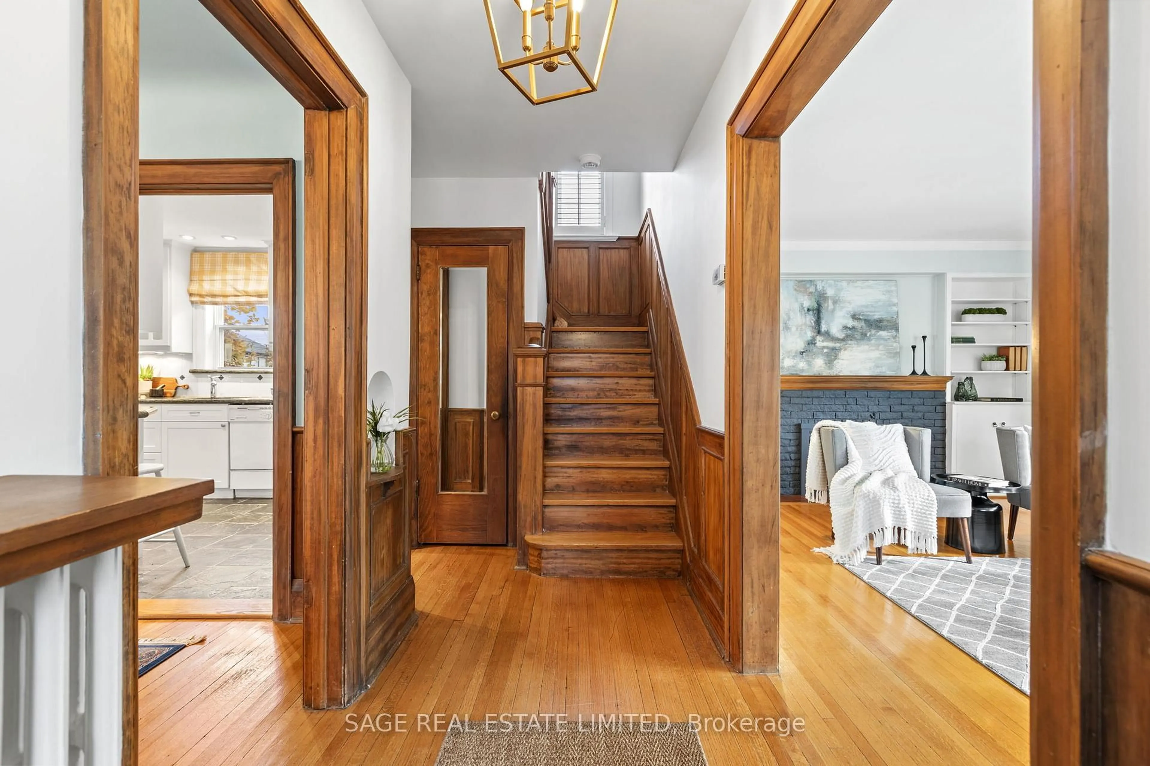 Unknown for 92 Chatsworth Dr, Toronto Ontario M4R 1R7