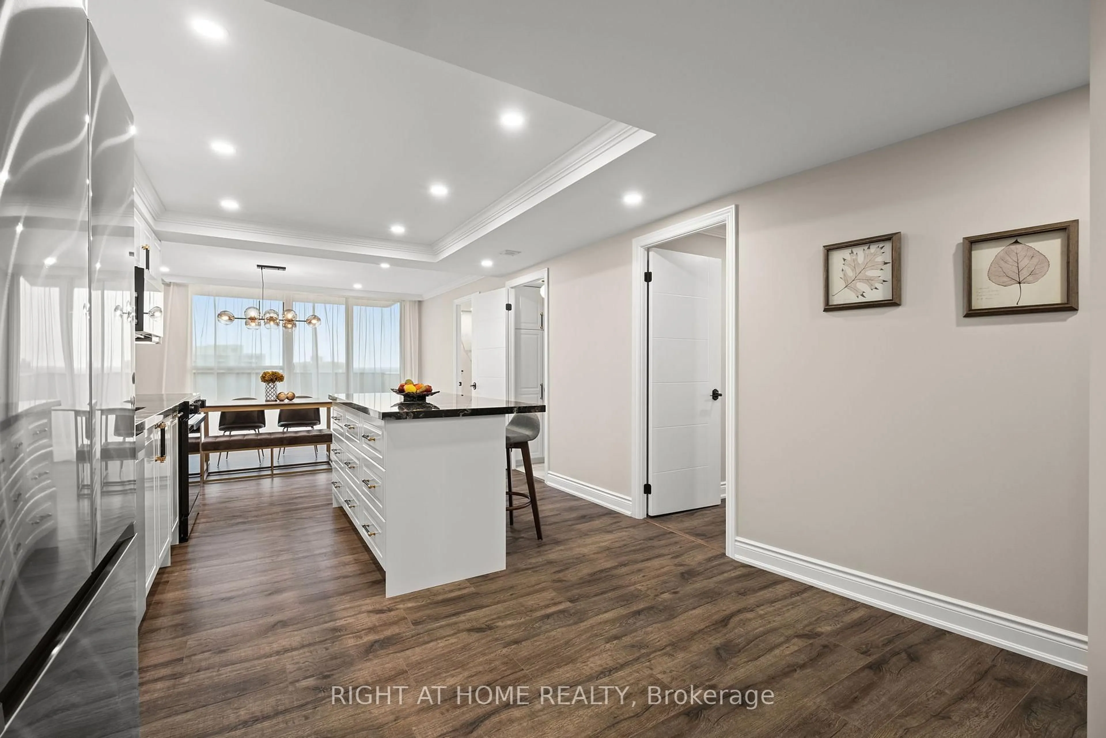 Open concept kitchen, unknown for 3303 Don Mills Rd #2903, Toronto Ontario M2J 4T6