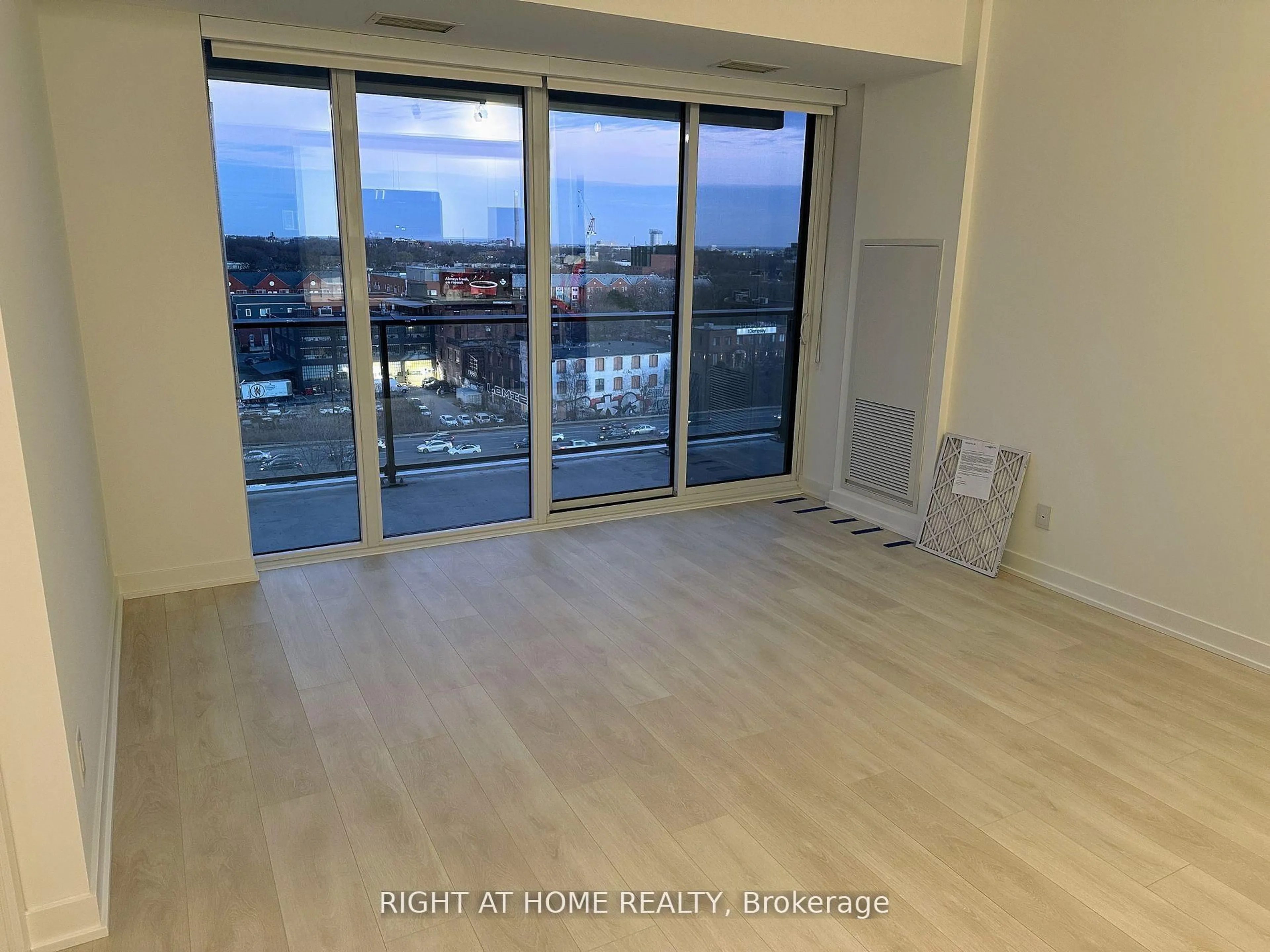 A pic of a room for 5 Defries St #710, Toronto Ontario M5A 0W7