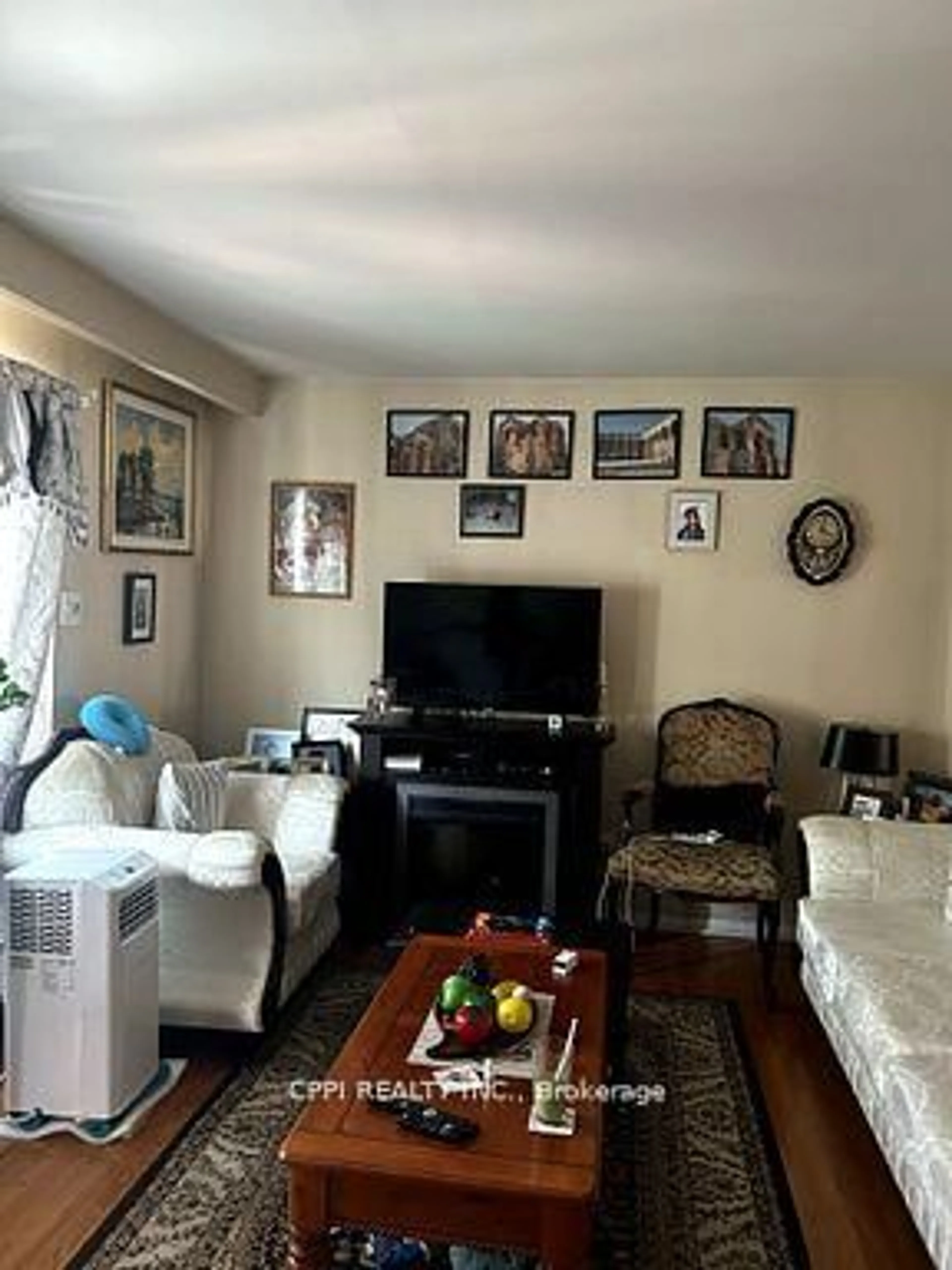 A pic of a room for 69 Godstone Rd #110, Toronto Ontario M2J 3C8