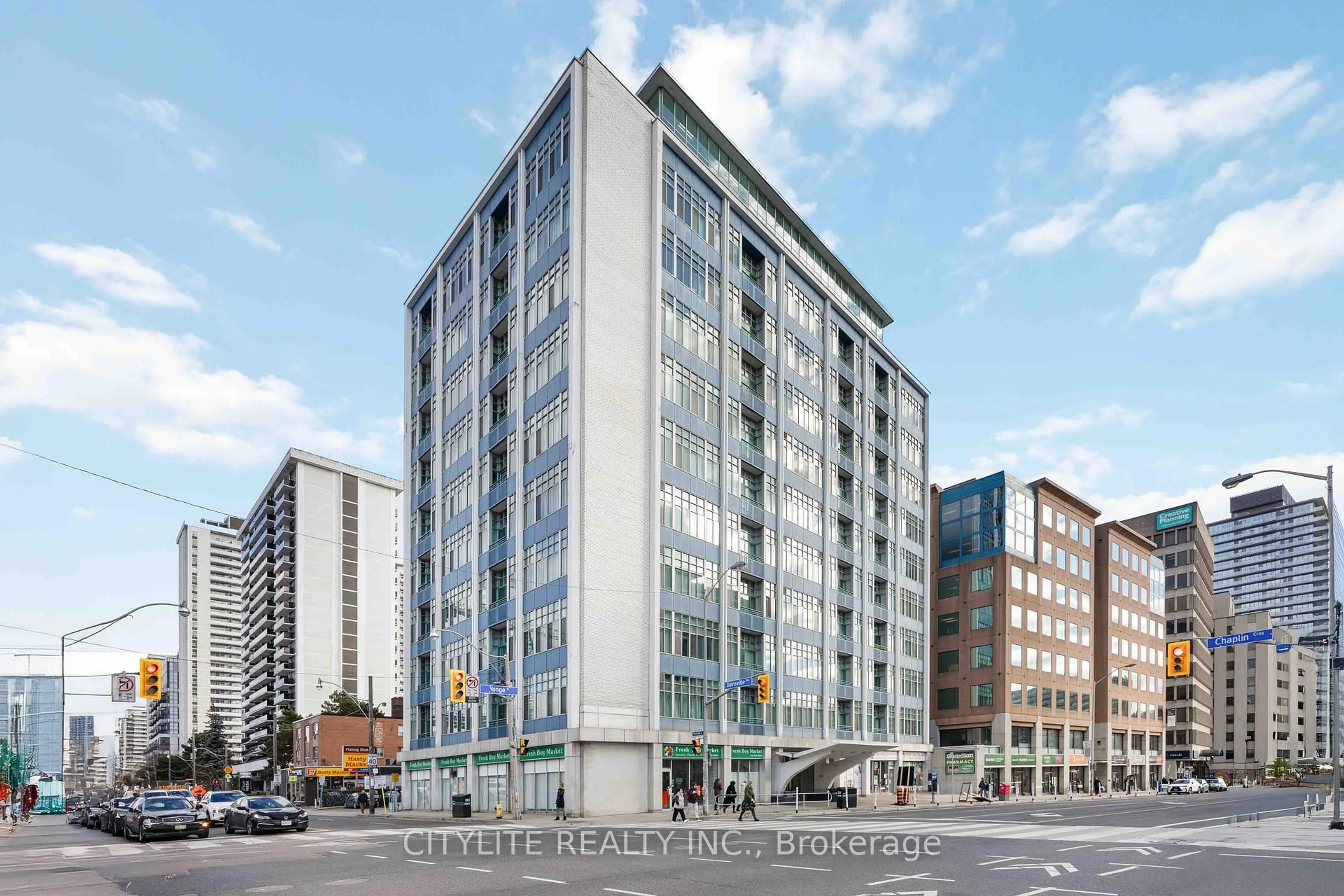 Unknown for 1901 Yonge St #902, Toronto Ontario M4S 1Y6