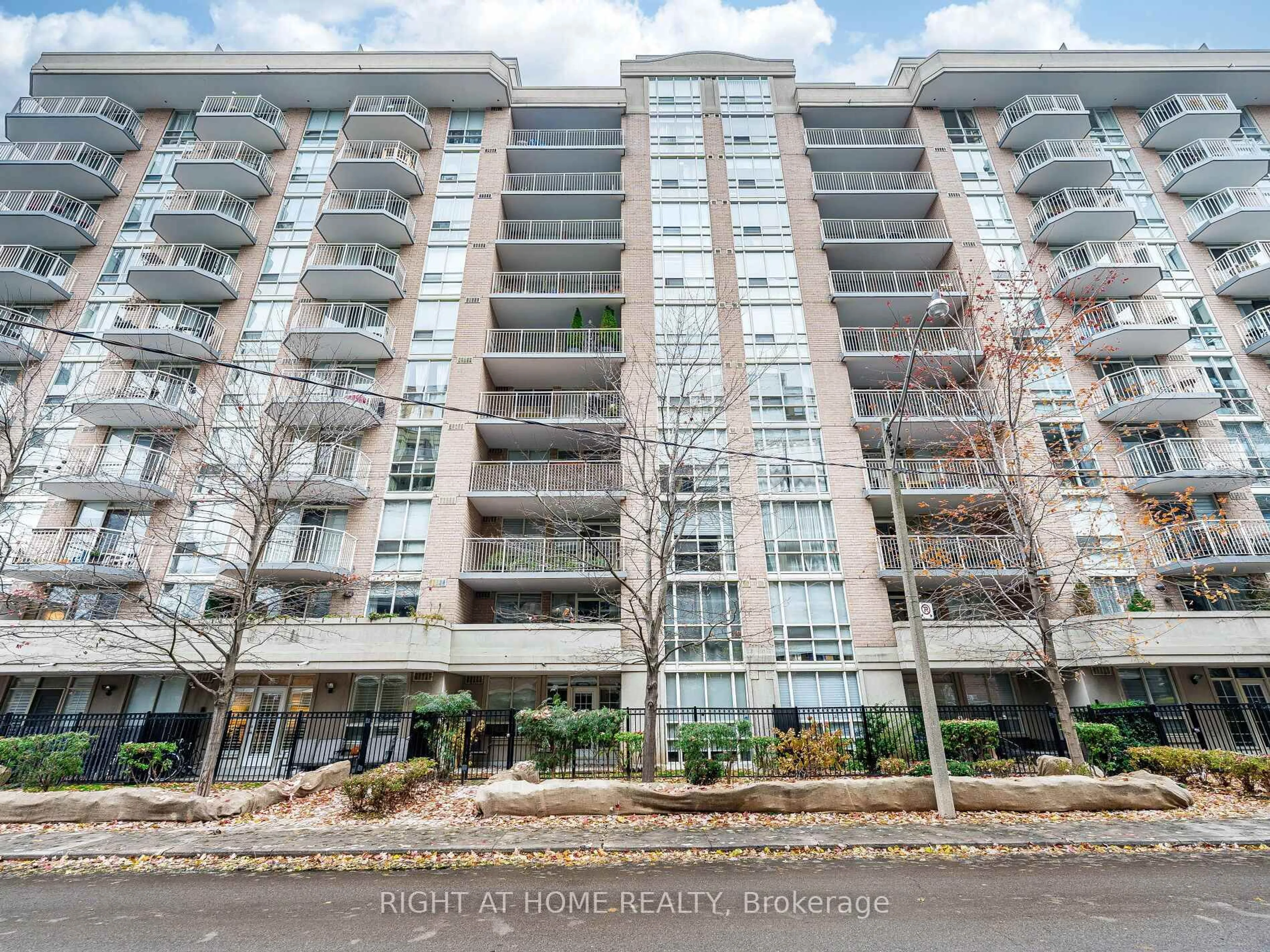 Unknown for 18 Stafford St #602, Toronto Ontario M5V 3W4